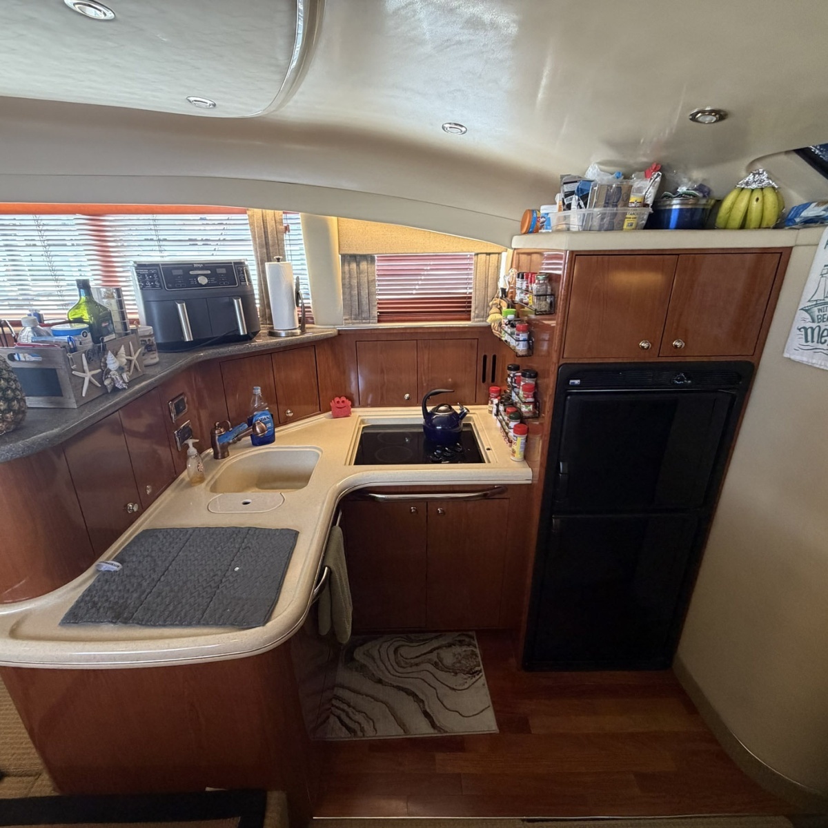 2002 Sea Ray 480 Motor Yacht