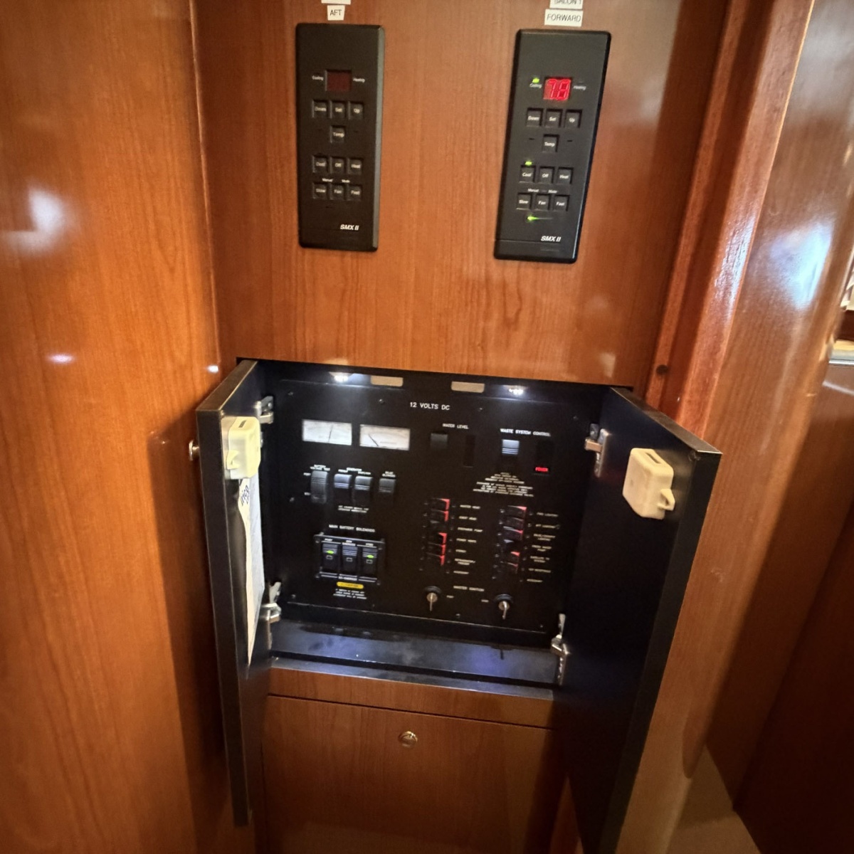 2002 Sea Ray 480 Motor Yacht