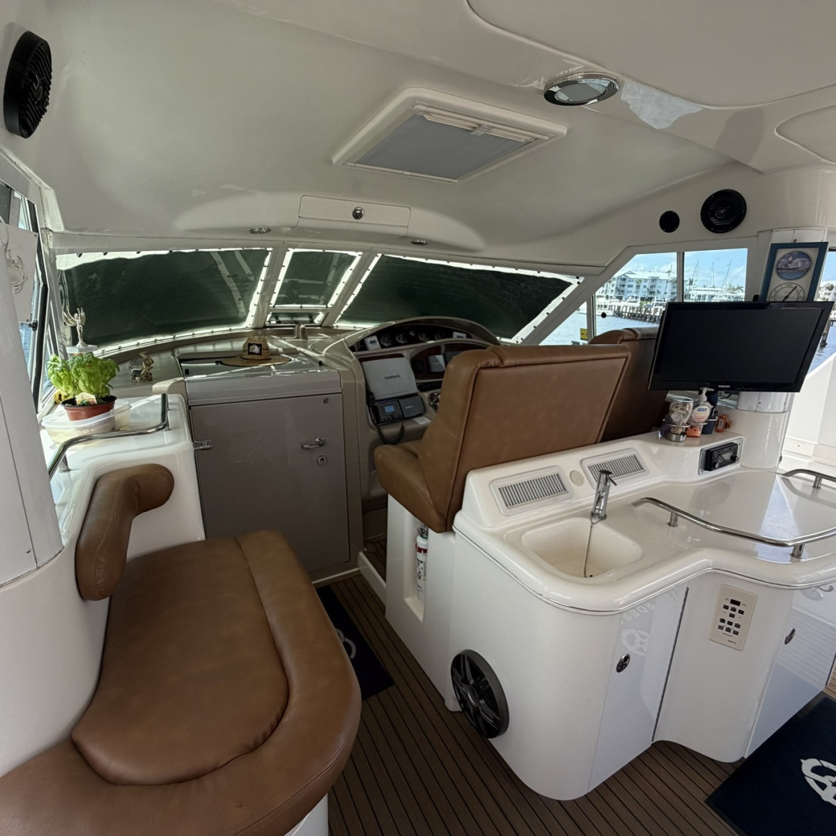 2002 Sea Ray 480 Motor Yacht