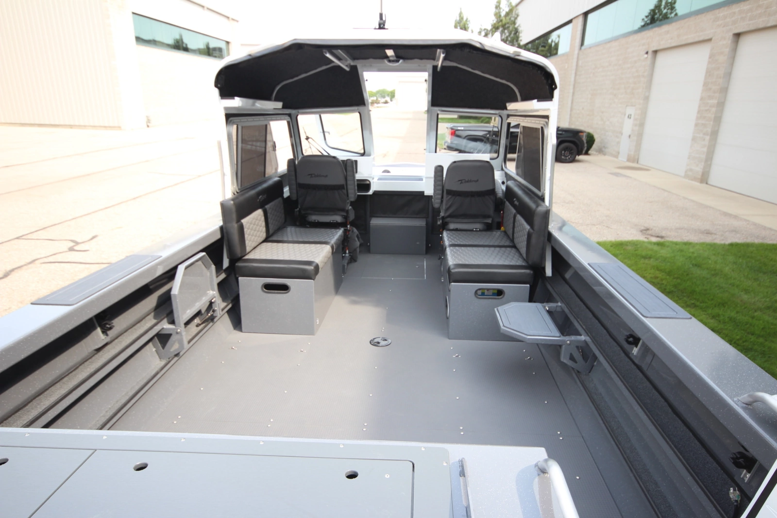 Boat Show Special Pricing 24ft Weldcraft Yacht For Sale