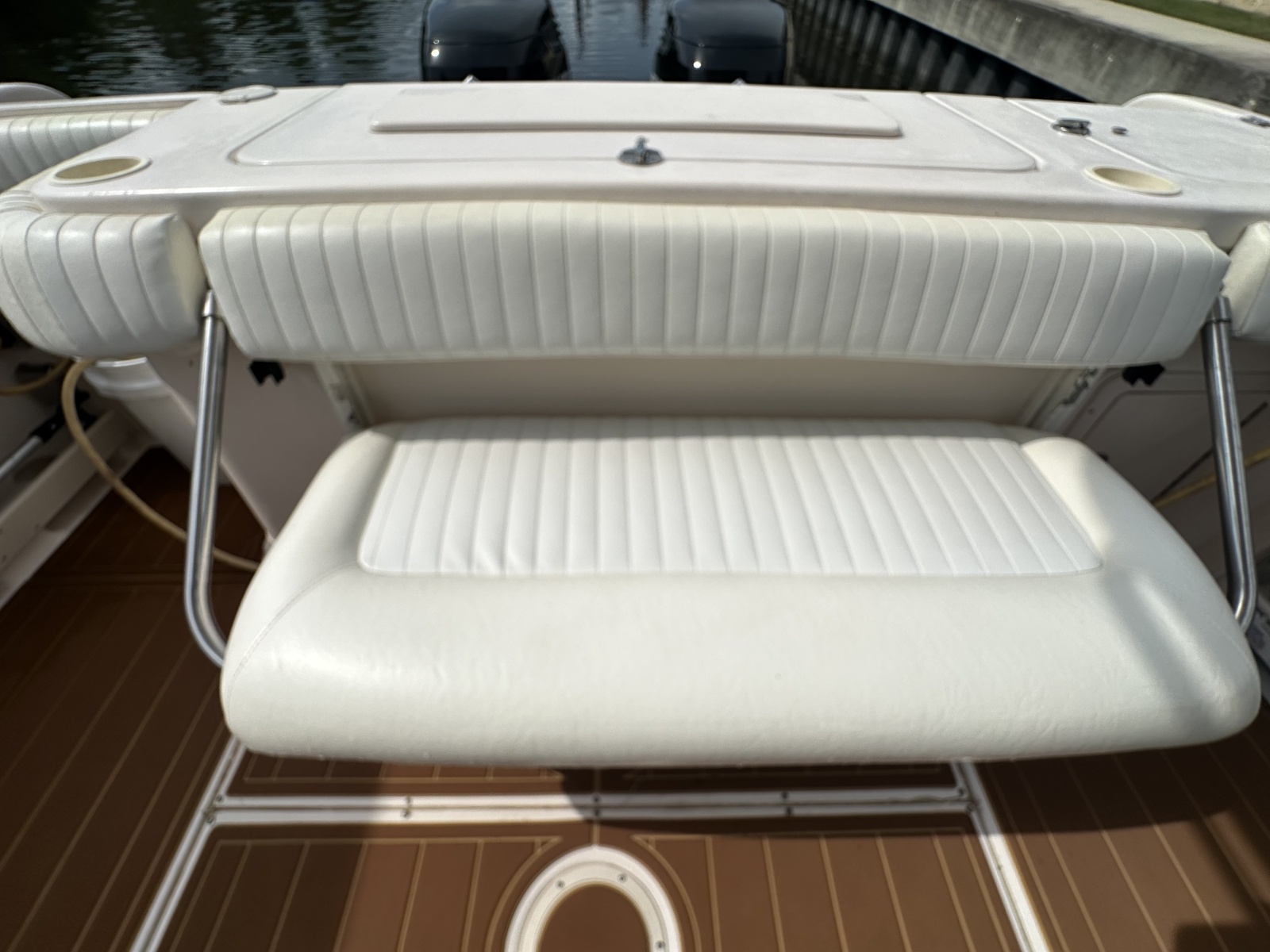 2006 Grady-White 300 Marlin