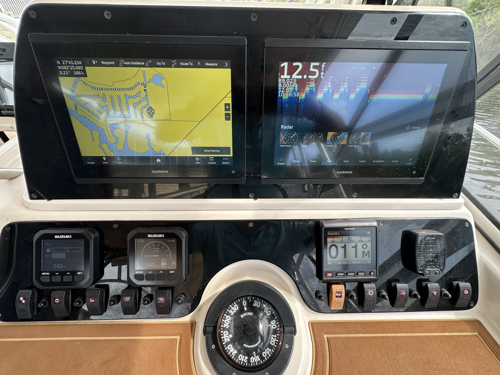 2006 Grady-White 300 Marlin