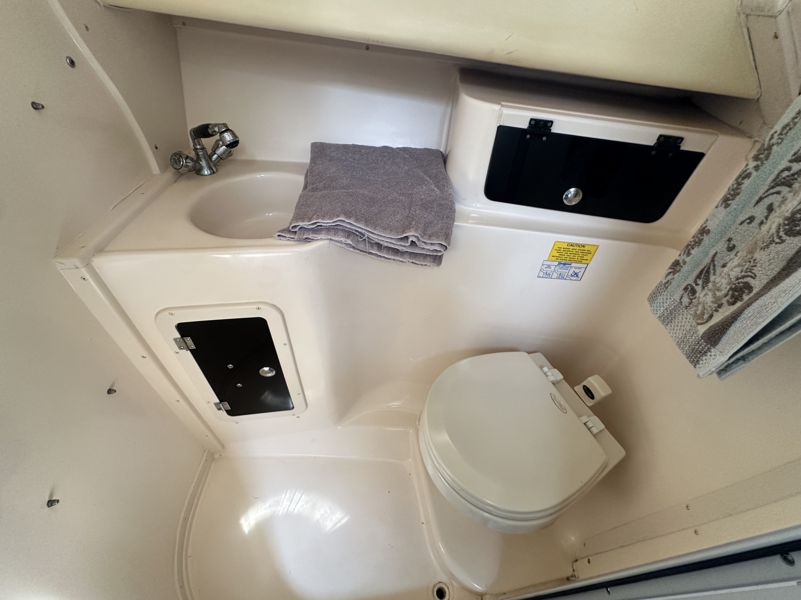 2006 Grady-White 300 Marlin