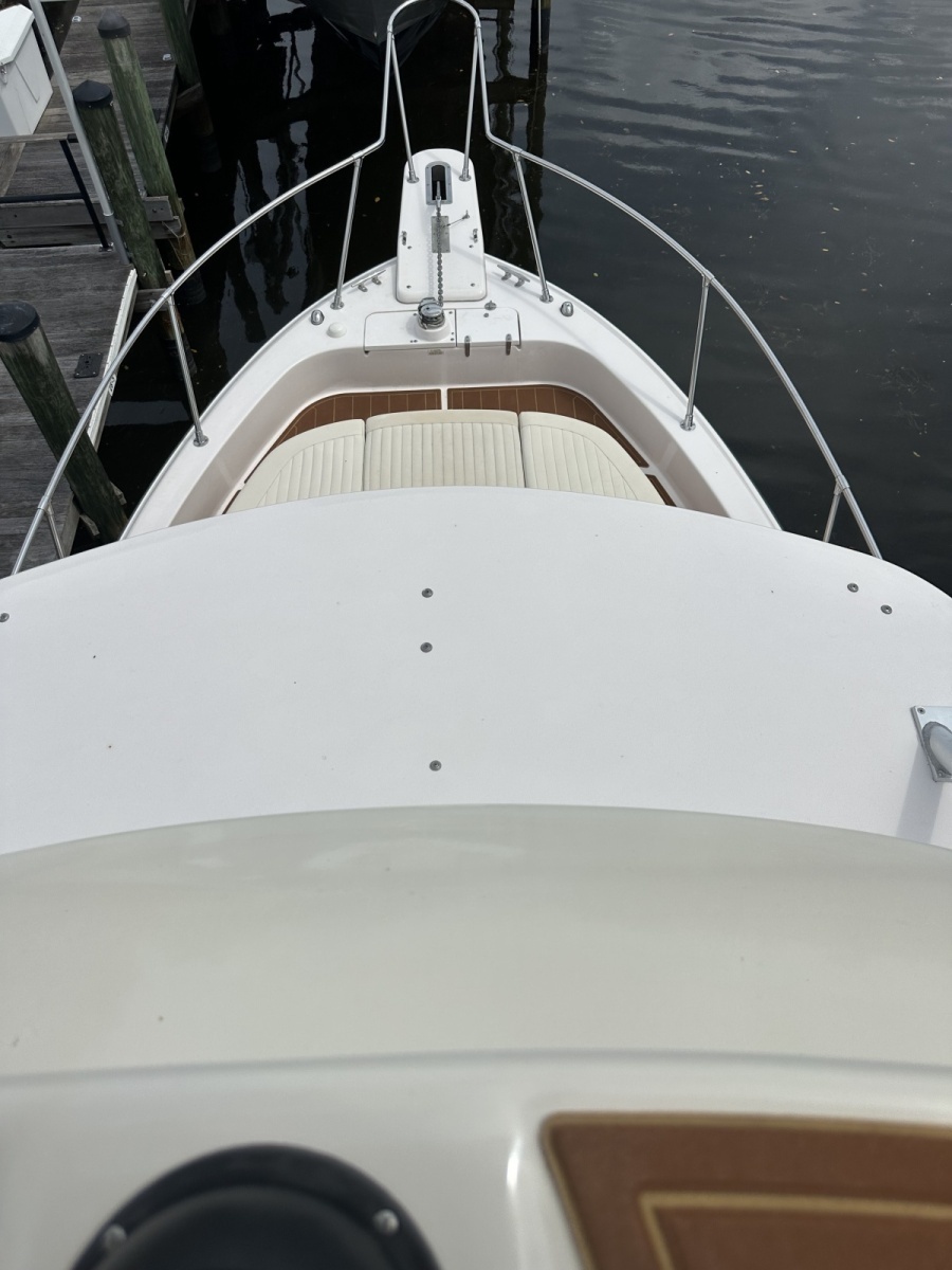 2006 Grady-White 300 Marlin