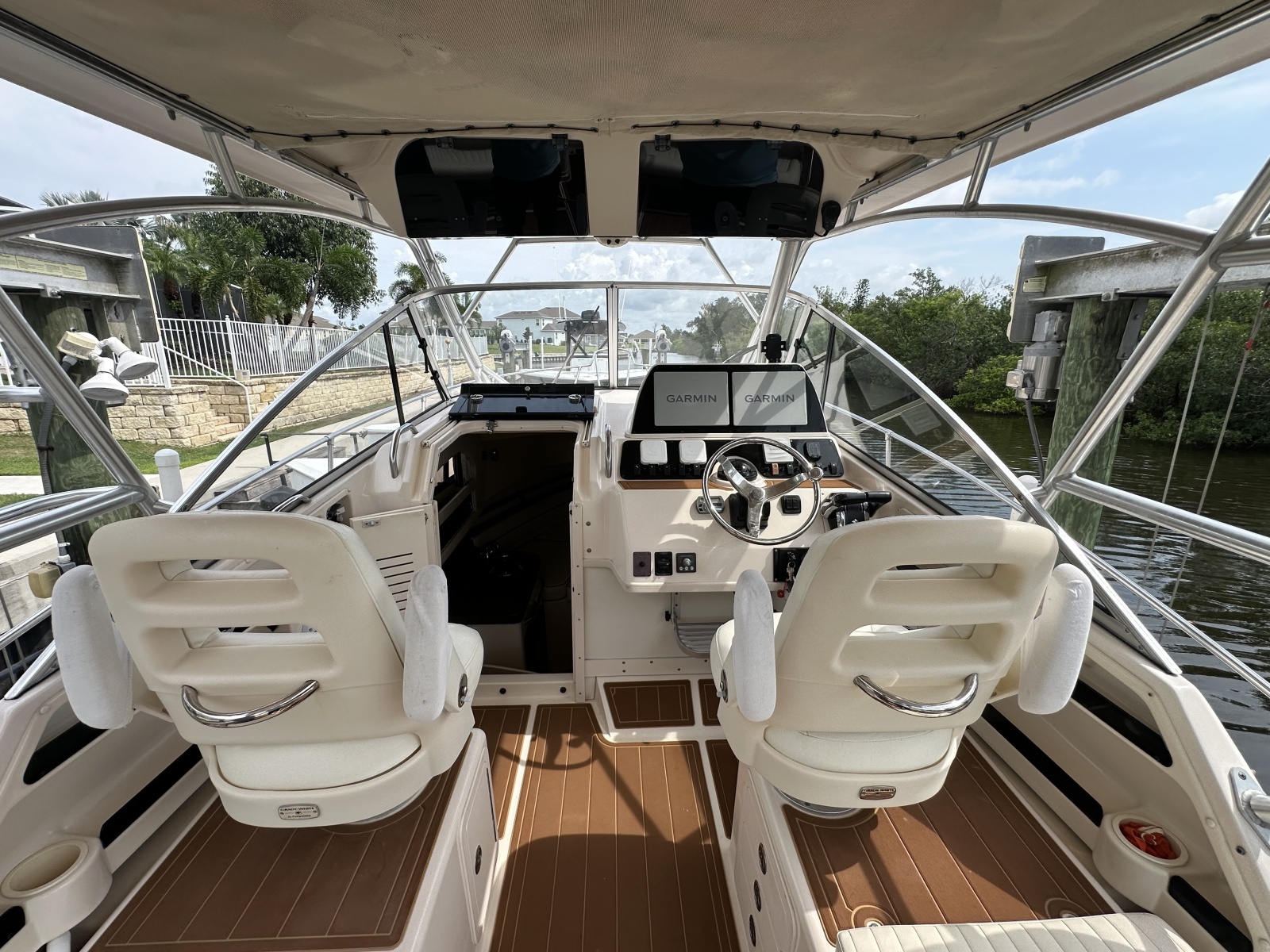 2006 Grady-White 300 Marlin
