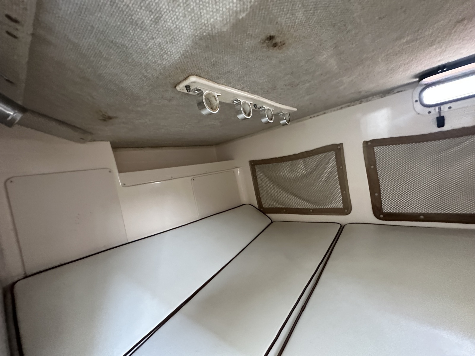 2006 Grady-White 300 Marlin