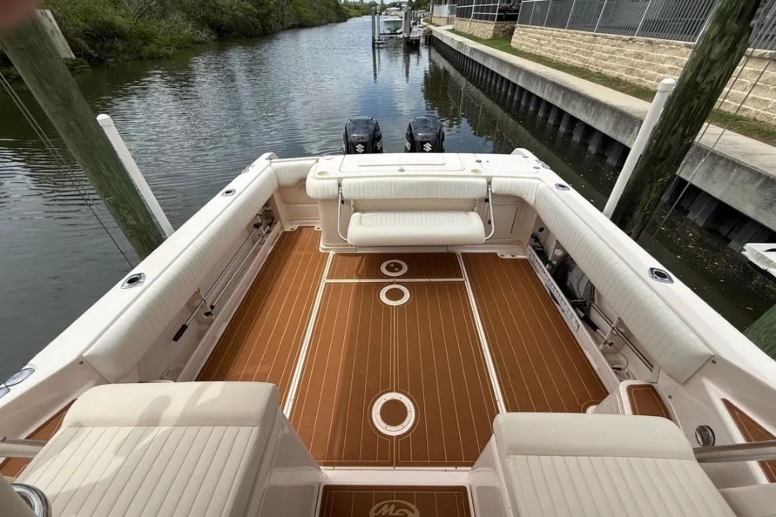 2006 Grady-White 300 Marlin
