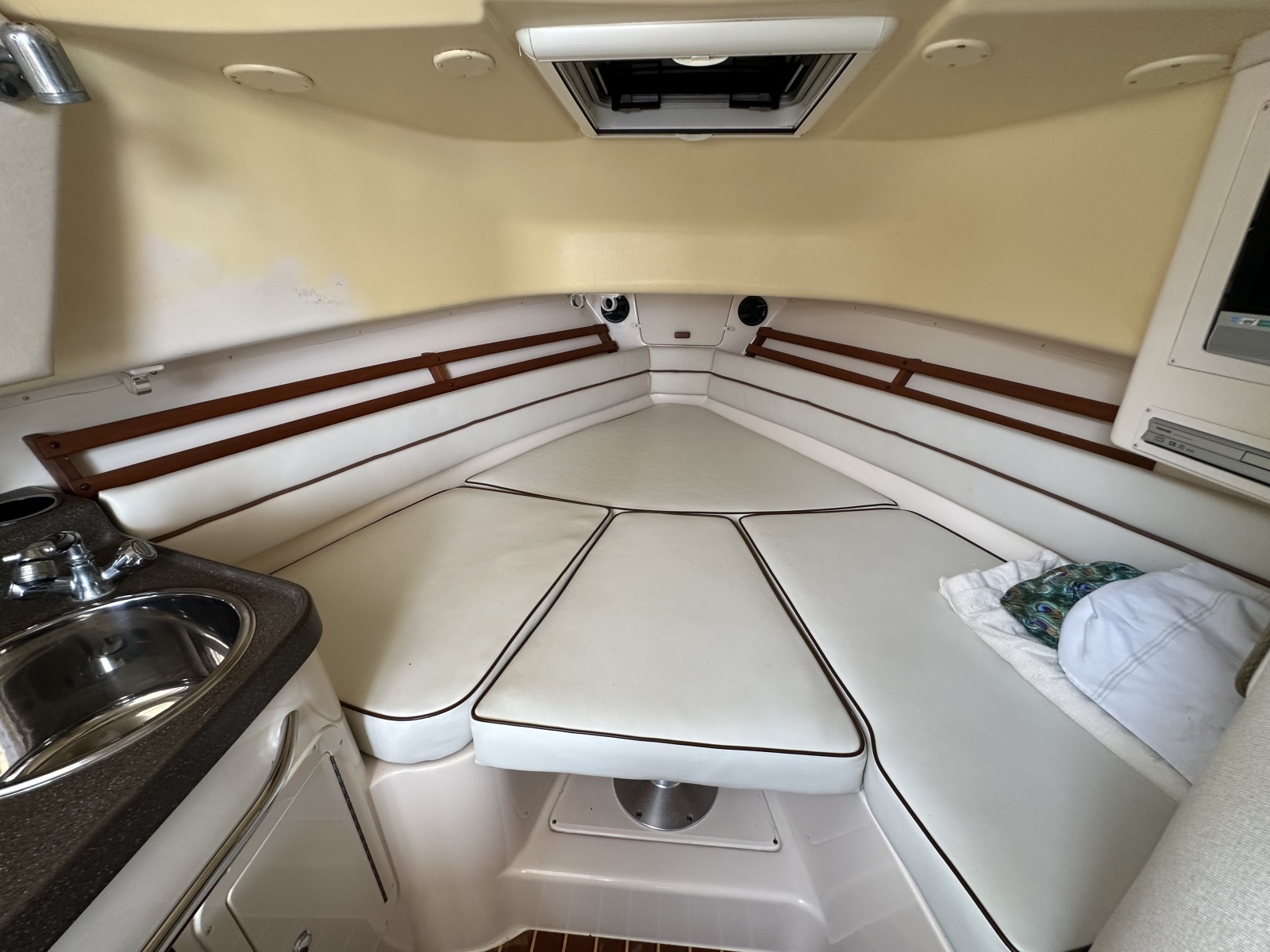 2006 Grady-White 300 Marlin
