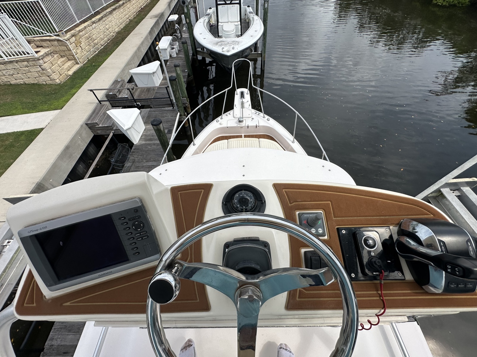 2006 Grady-White 300 Marlin