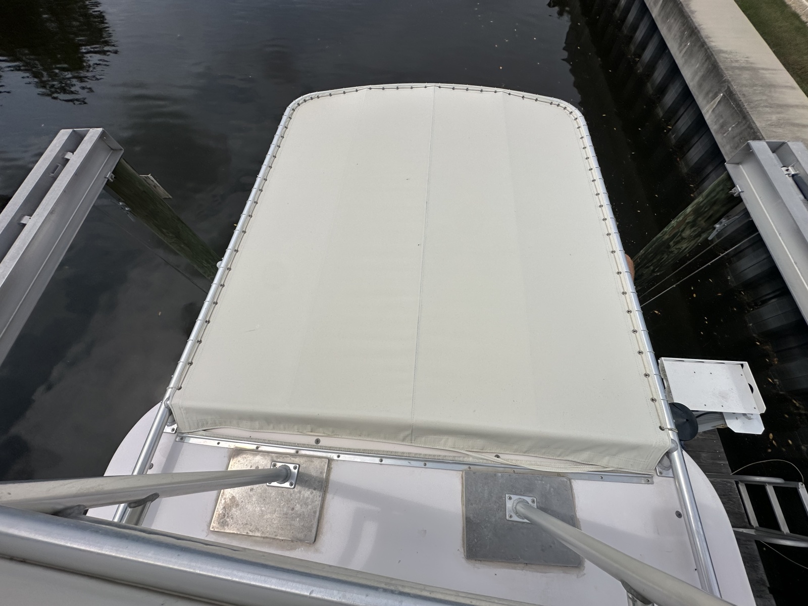 2006 Grady-White 300 Marlin