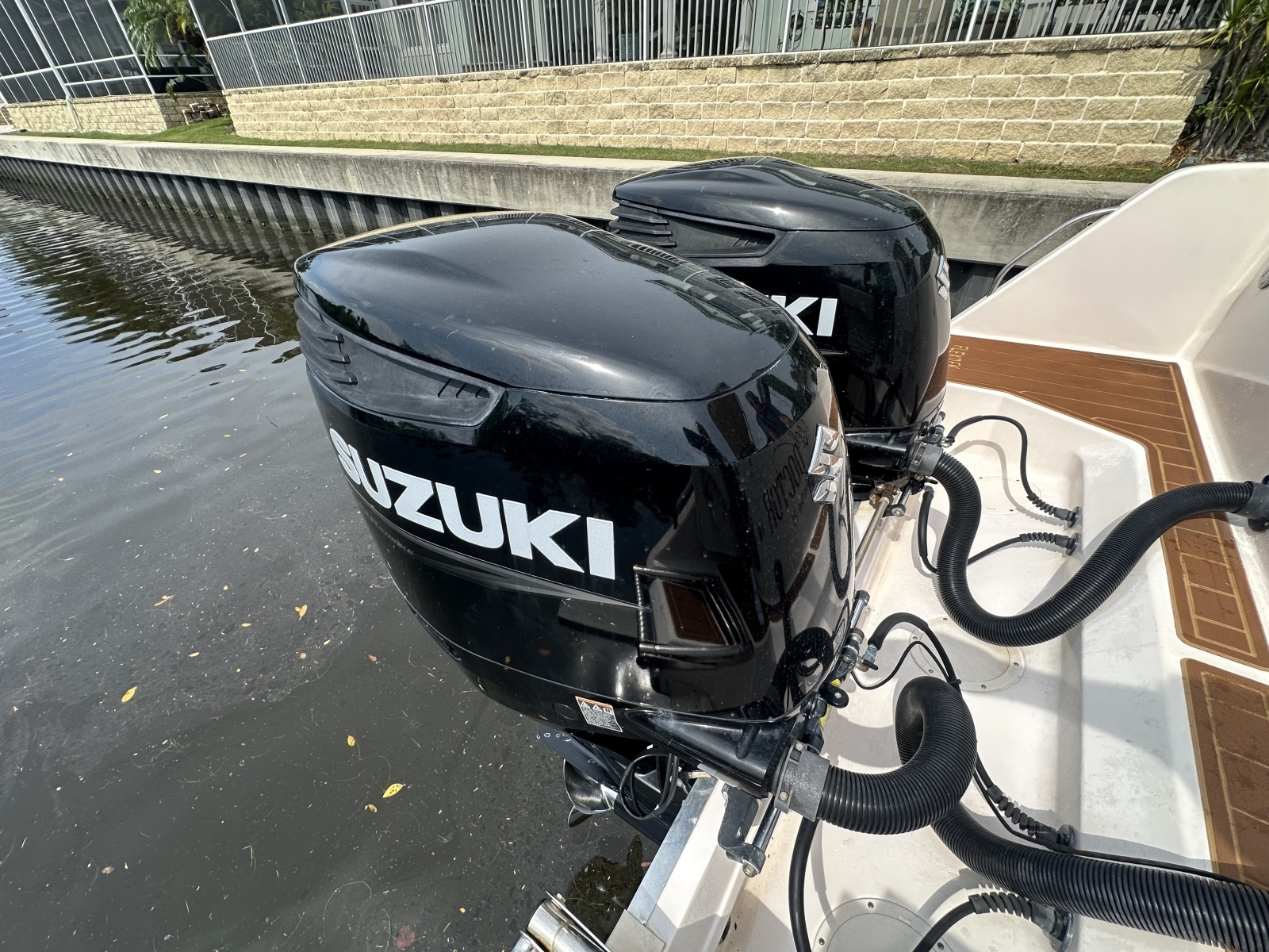2006 Grady-White 300 Marlin