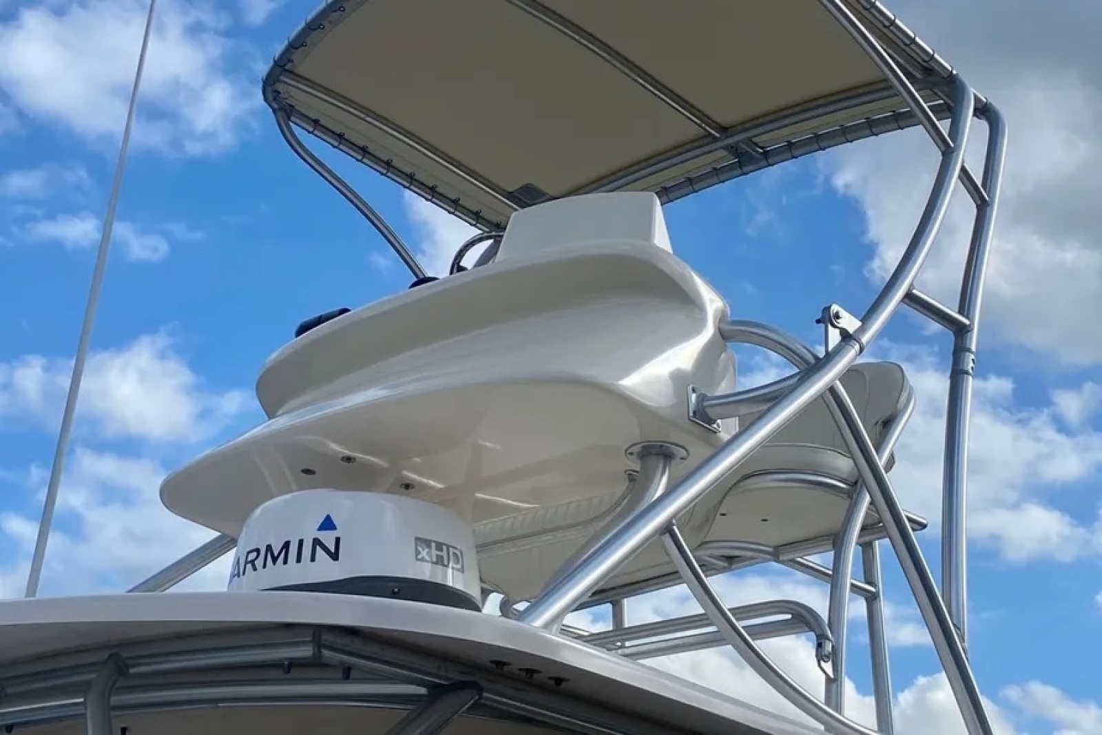 2006 Grady-White 300 Marlin