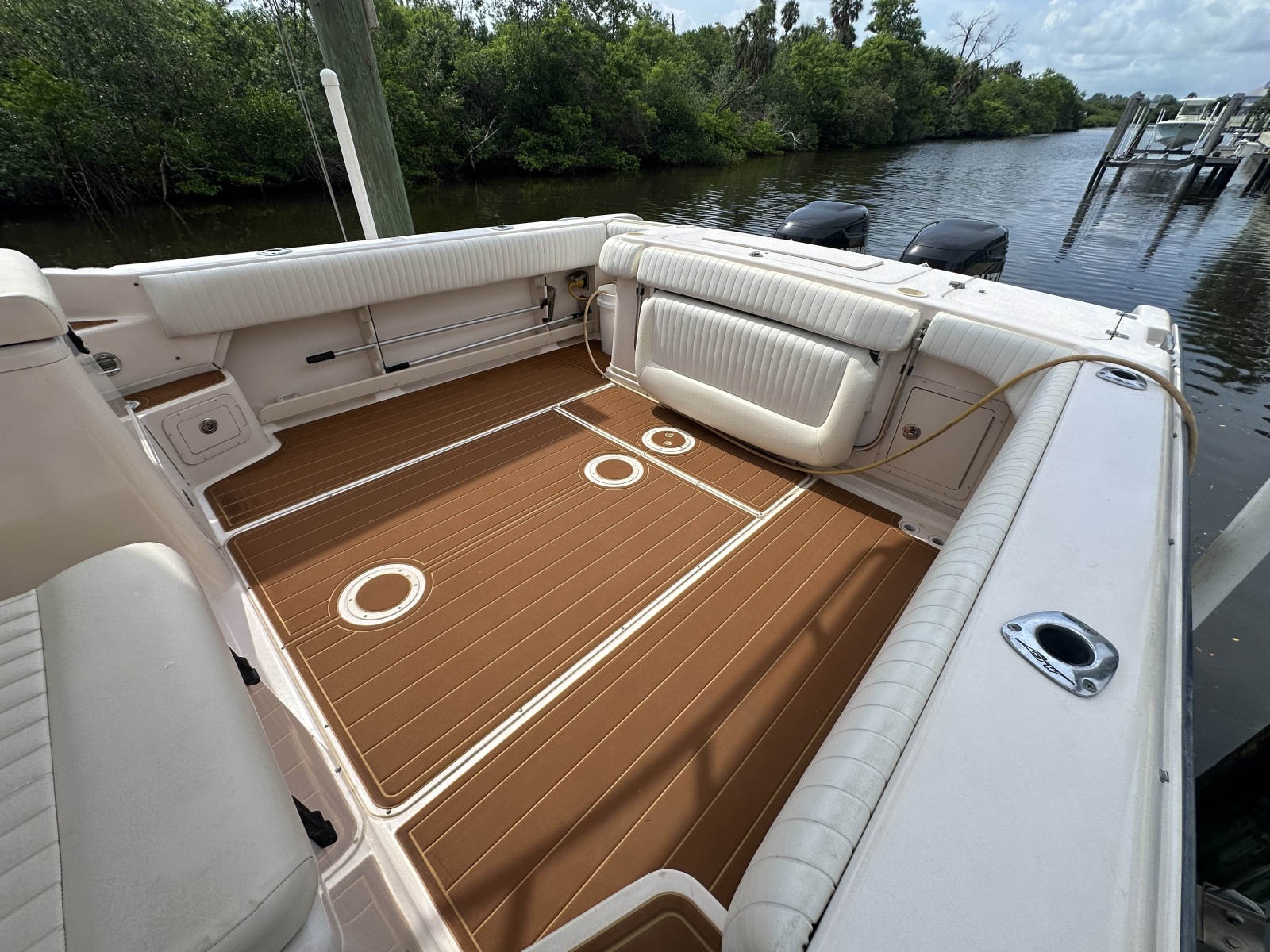 2006 Grady-White 300 Marlin