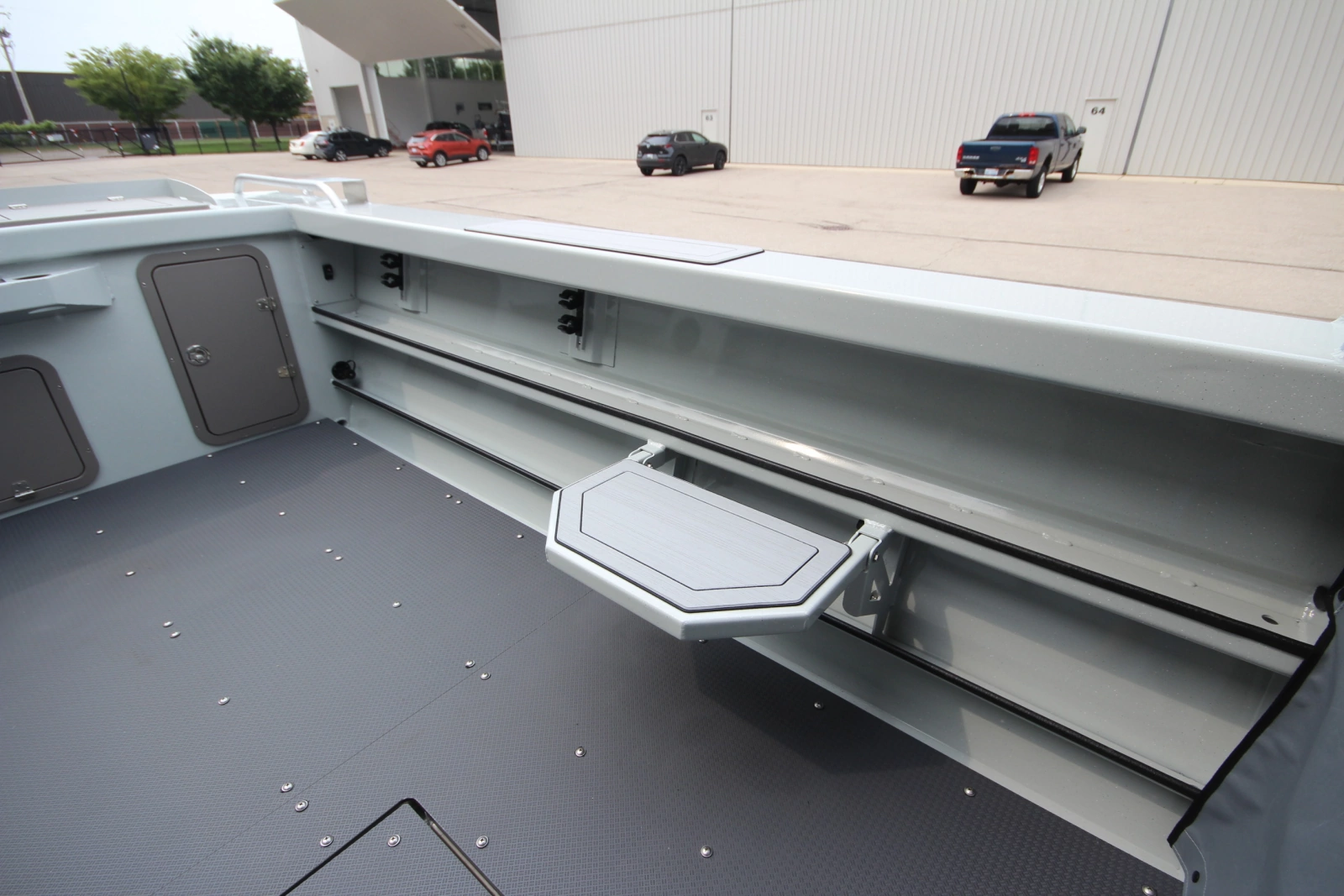 Boat Show Special Pricing 24ft Weldcraft Yacht For Sale
