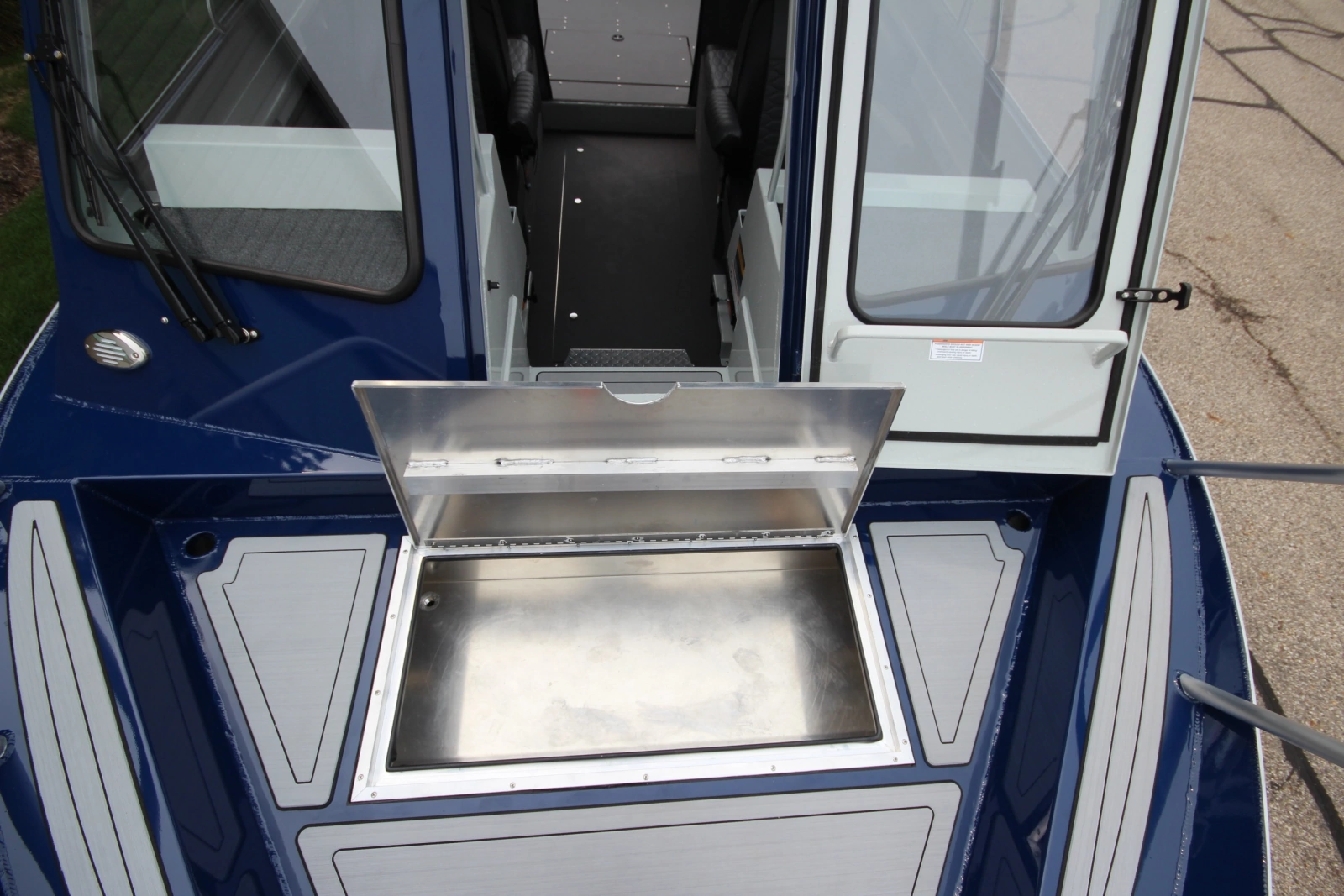 Boat Show Special Pricing 24ft Weldcraft Yacht For Sale