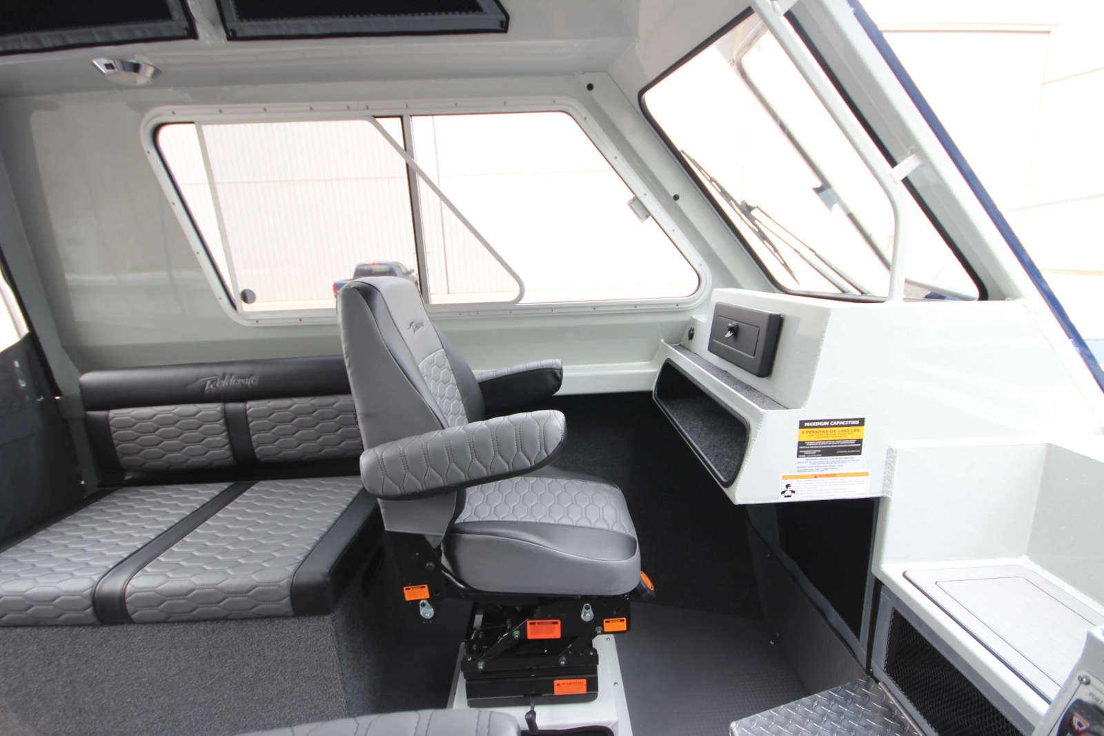 Boat Show Special Pricing 24ft Weldcraft Yacht For Sale