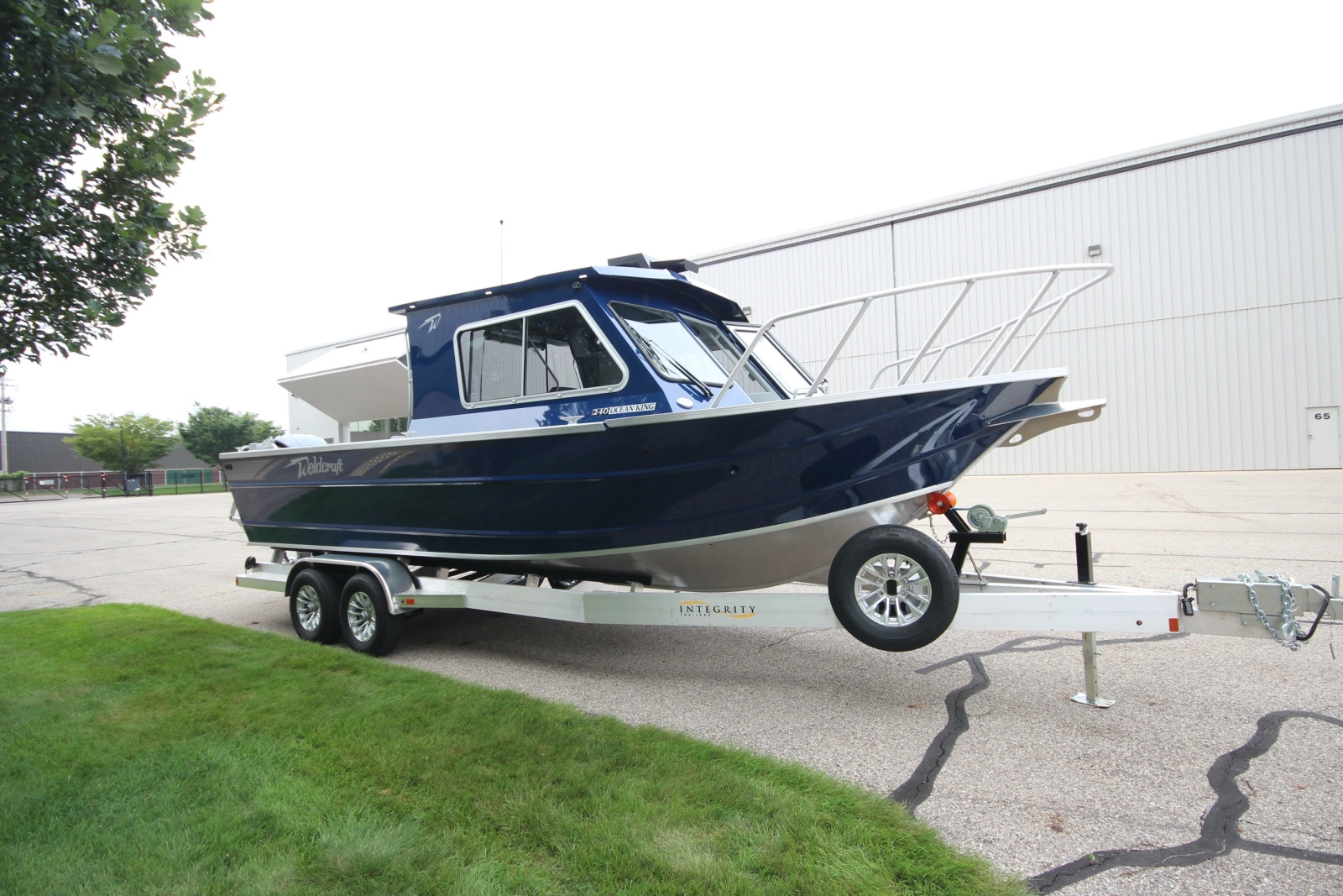 Boat Show Special Pricing 24ft Weldcraft Yacht For Sale