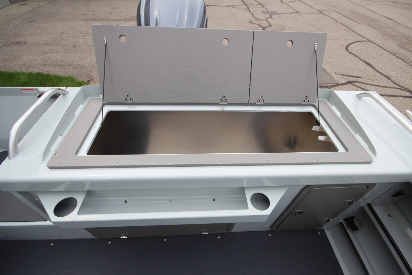 Boat Show Special Pricing 24ft Weldcraft Yacht For Sale