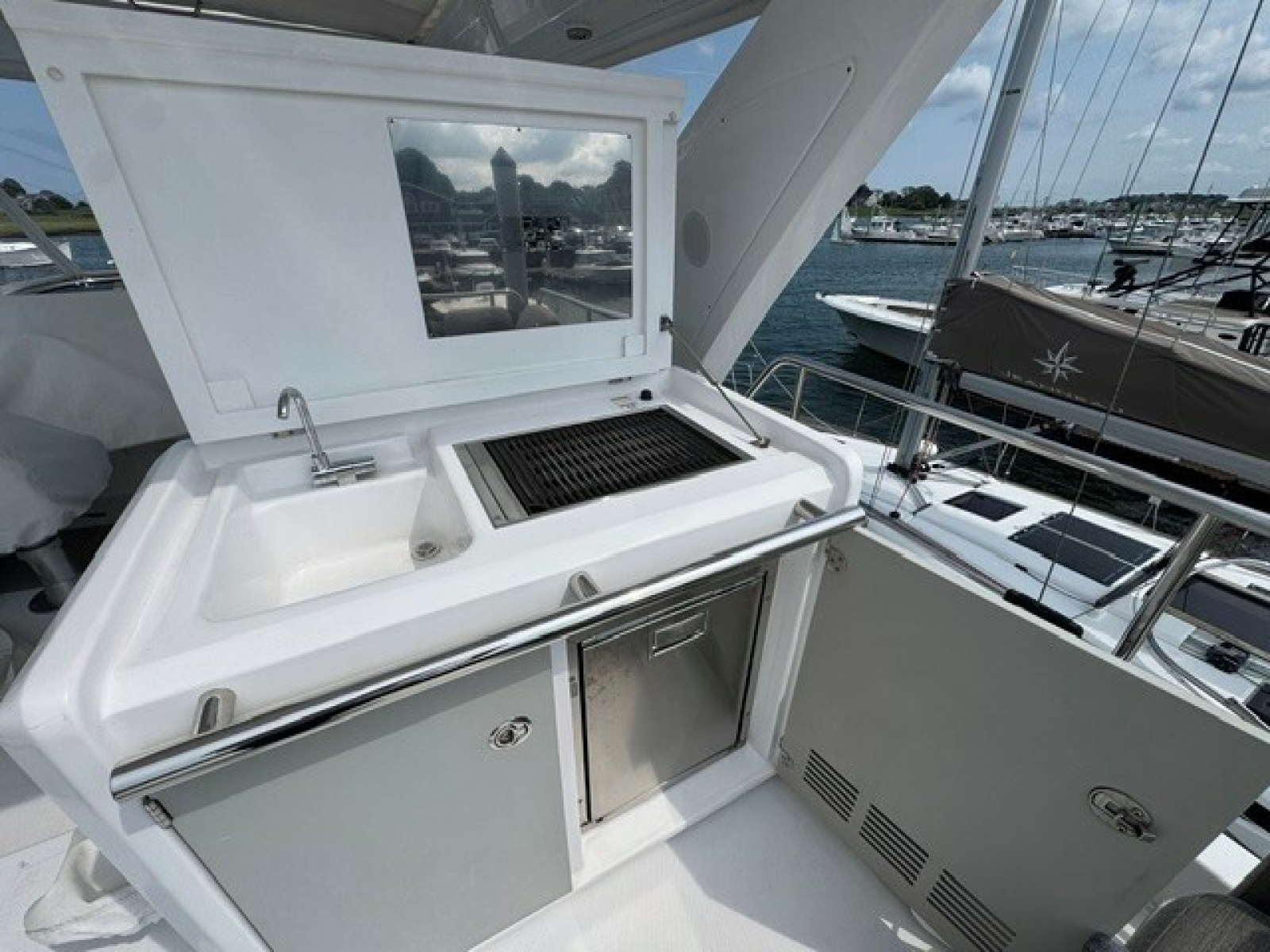 2023 Azimut 50FLY
