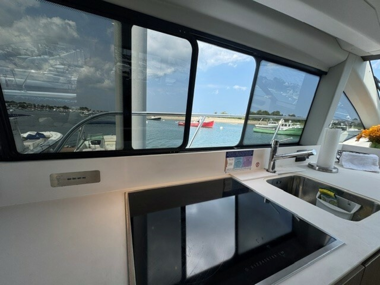 2023 Azimut 50FLY