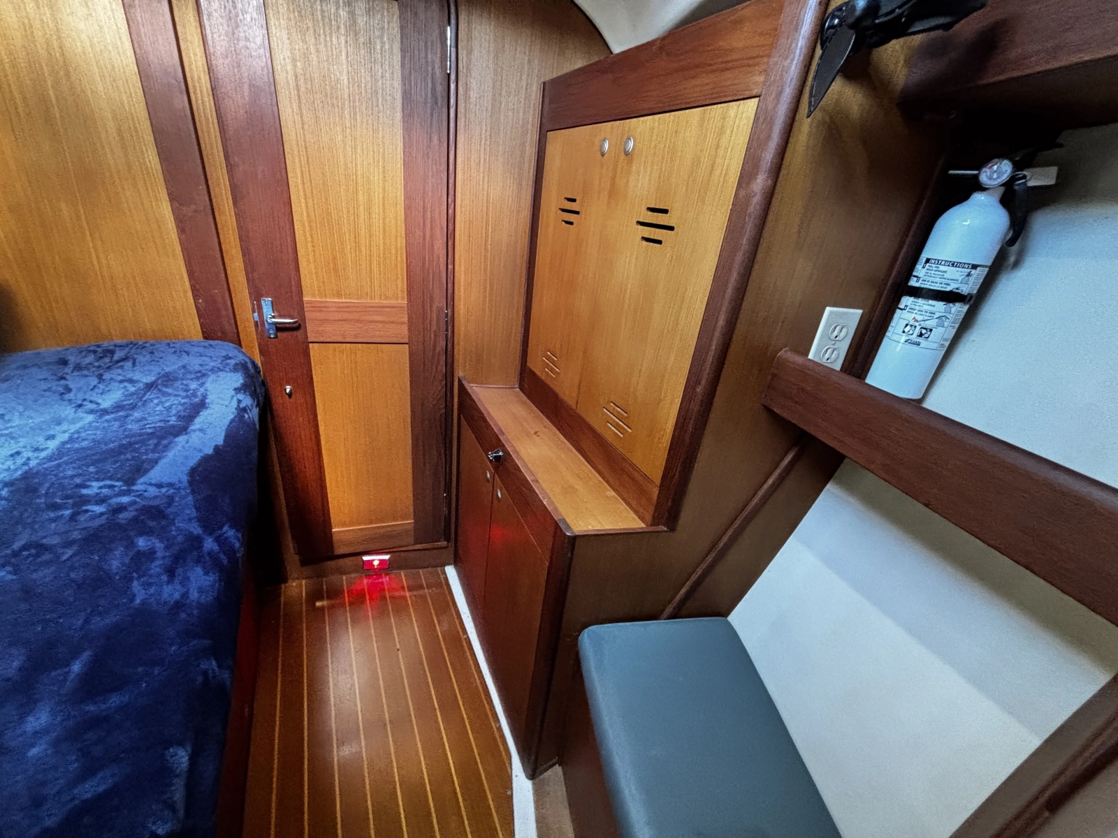 1999 Hunter 410
