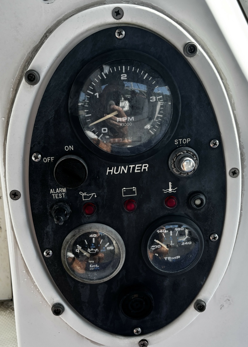 1999 Hunter 410