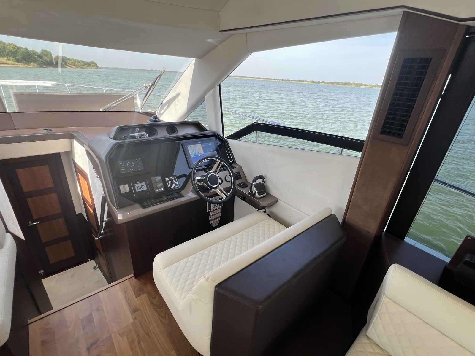2019 Galeon 500 FLY