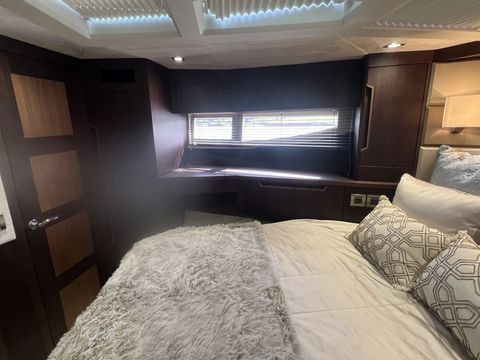 2019 Galeon 500 FLY