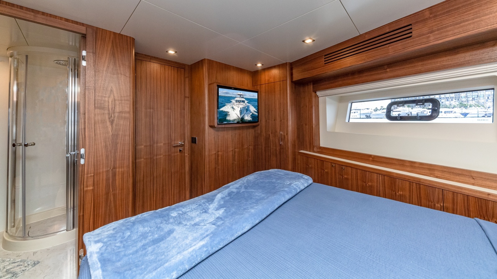 2023 Sirena Flybridge