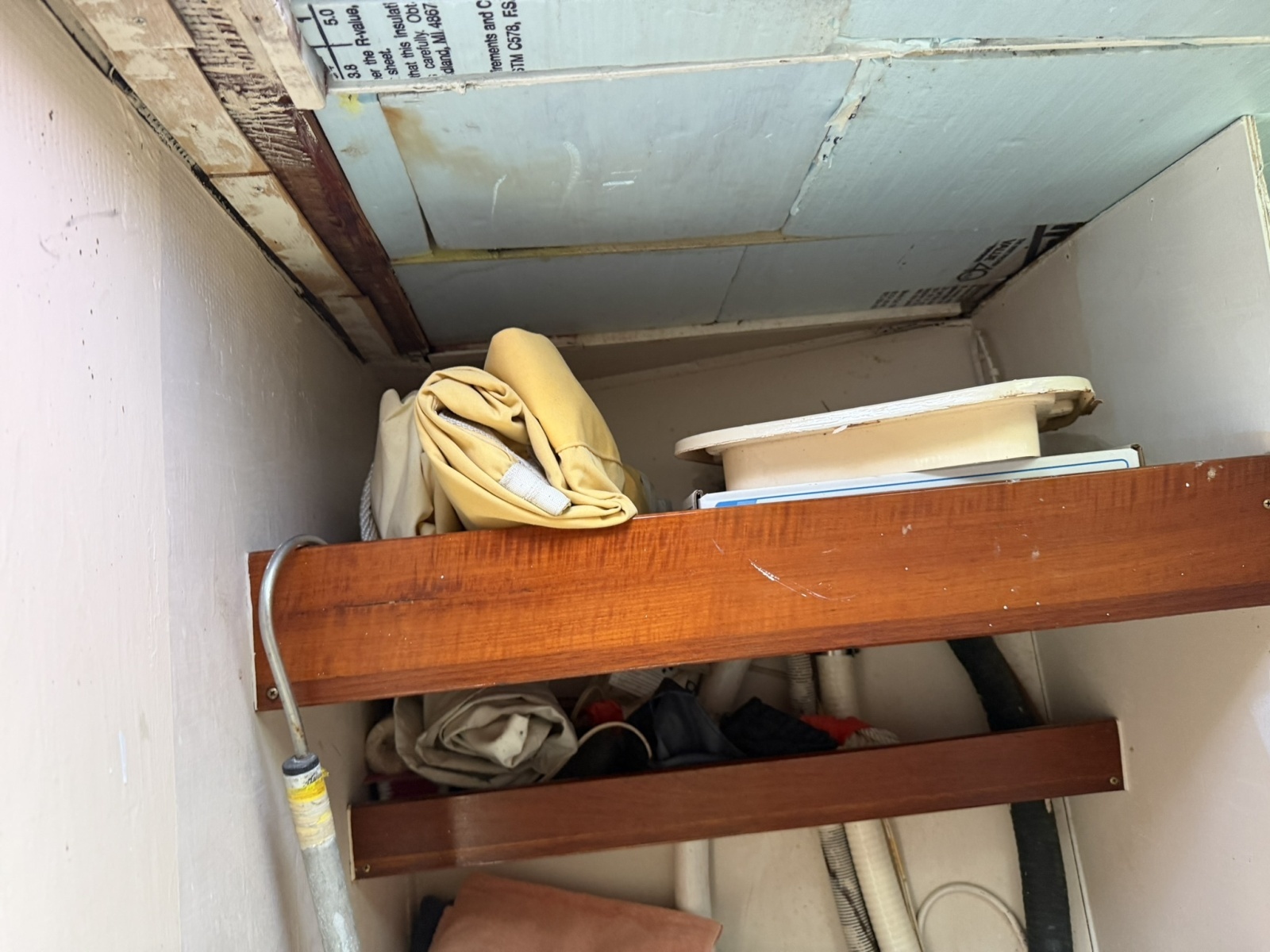 44ft Bruce Roberts Yacht For Sale