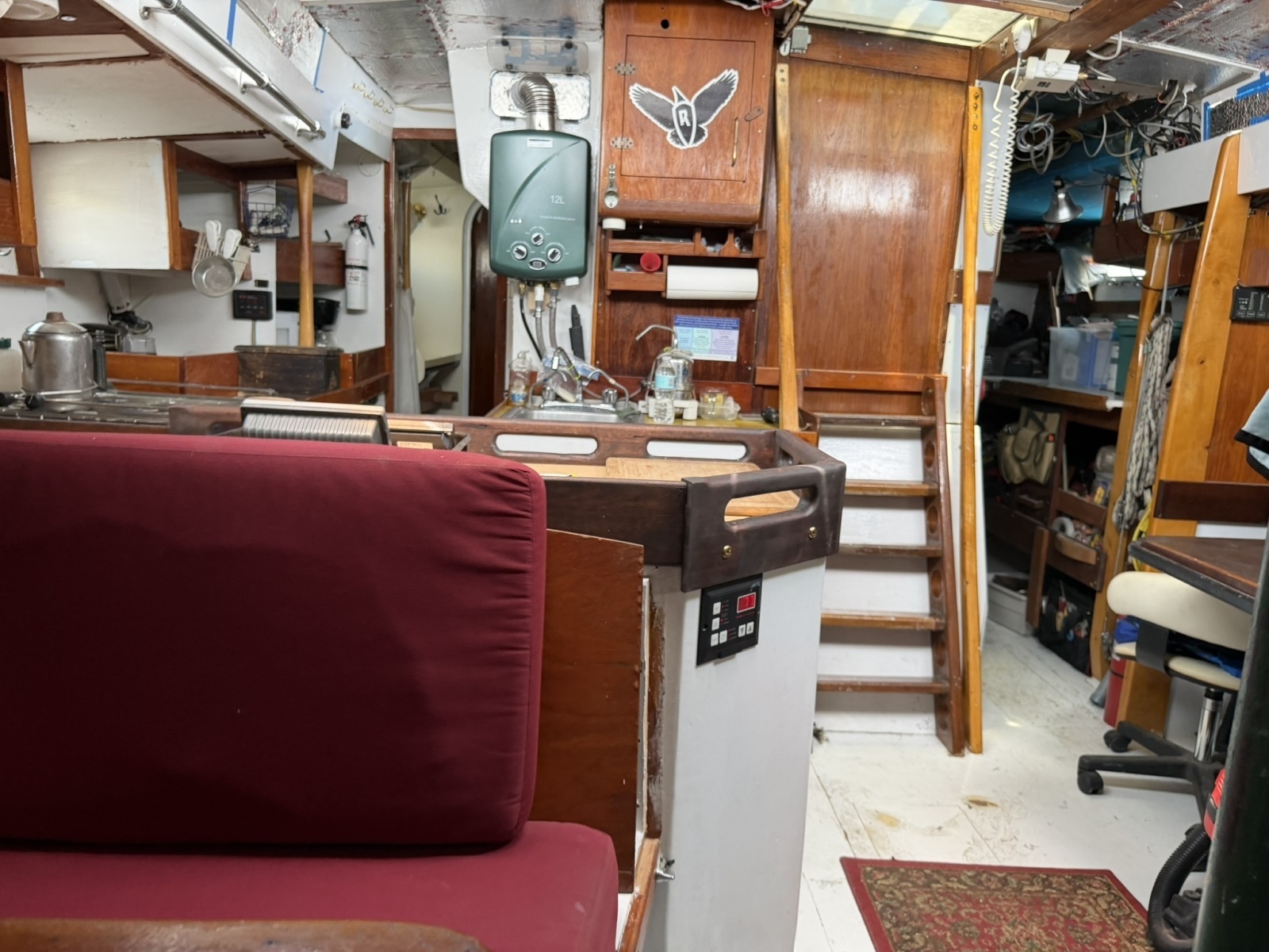 44ft Bruce Roberts Yacht For Sale