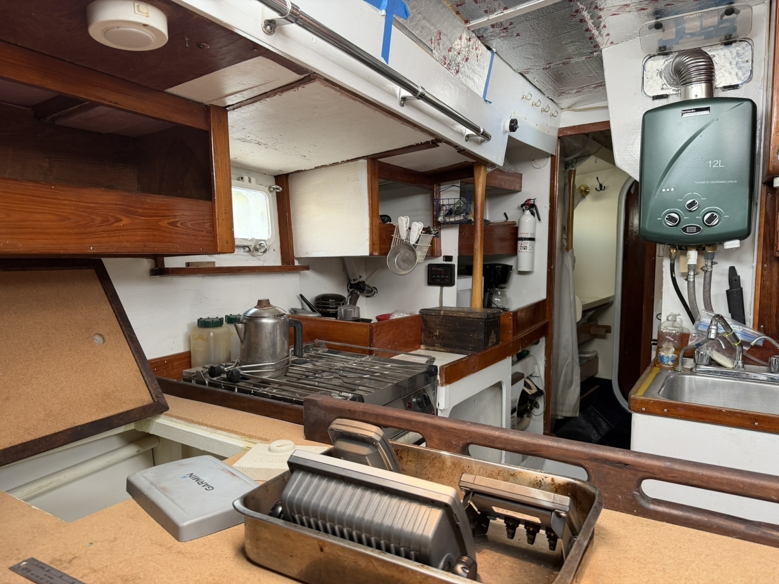 44ft Bruce Roberts Yacht For Sale