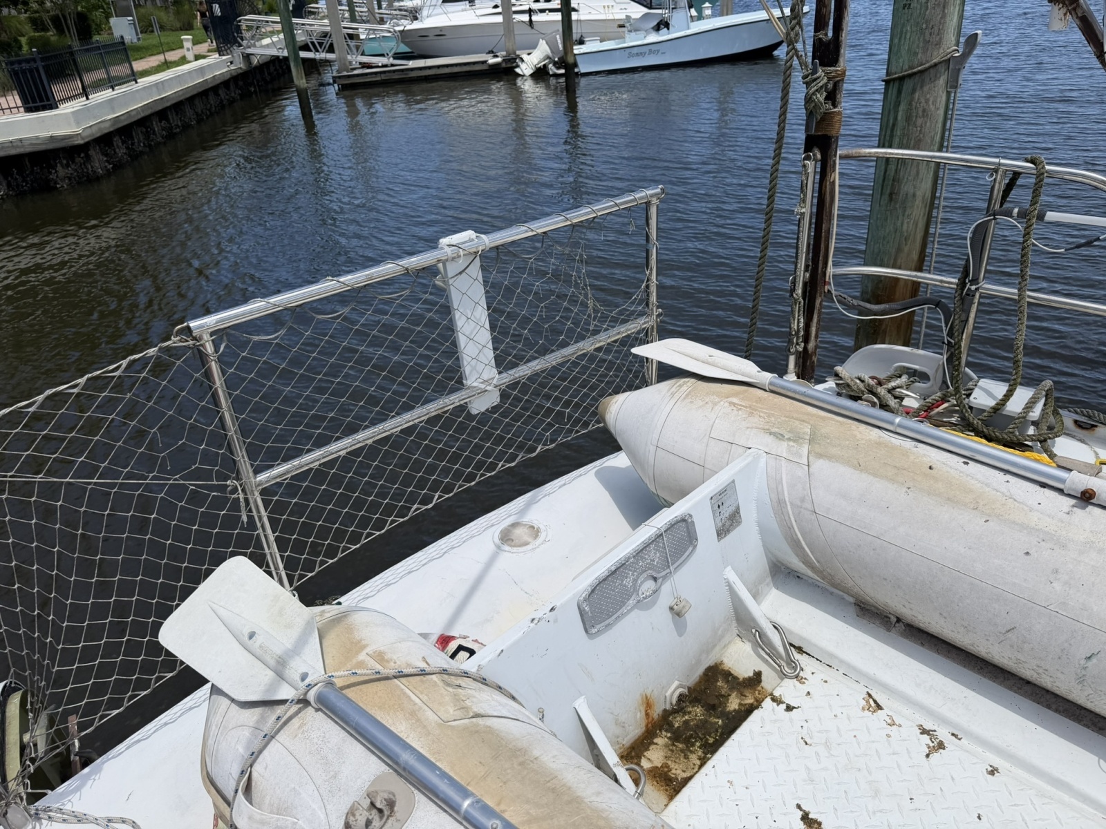 44ft Bruce Roberts Yacht For Sale