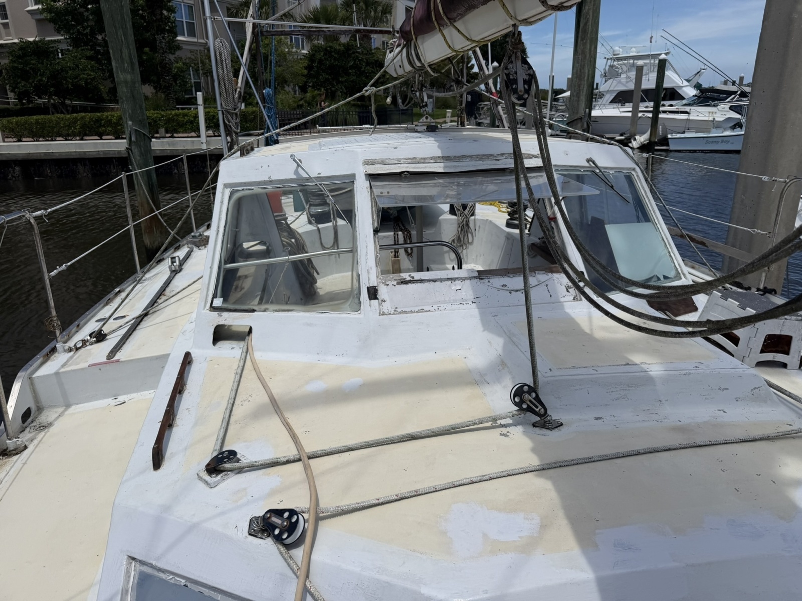 44ft Bruce Roberts Yacht For Sale