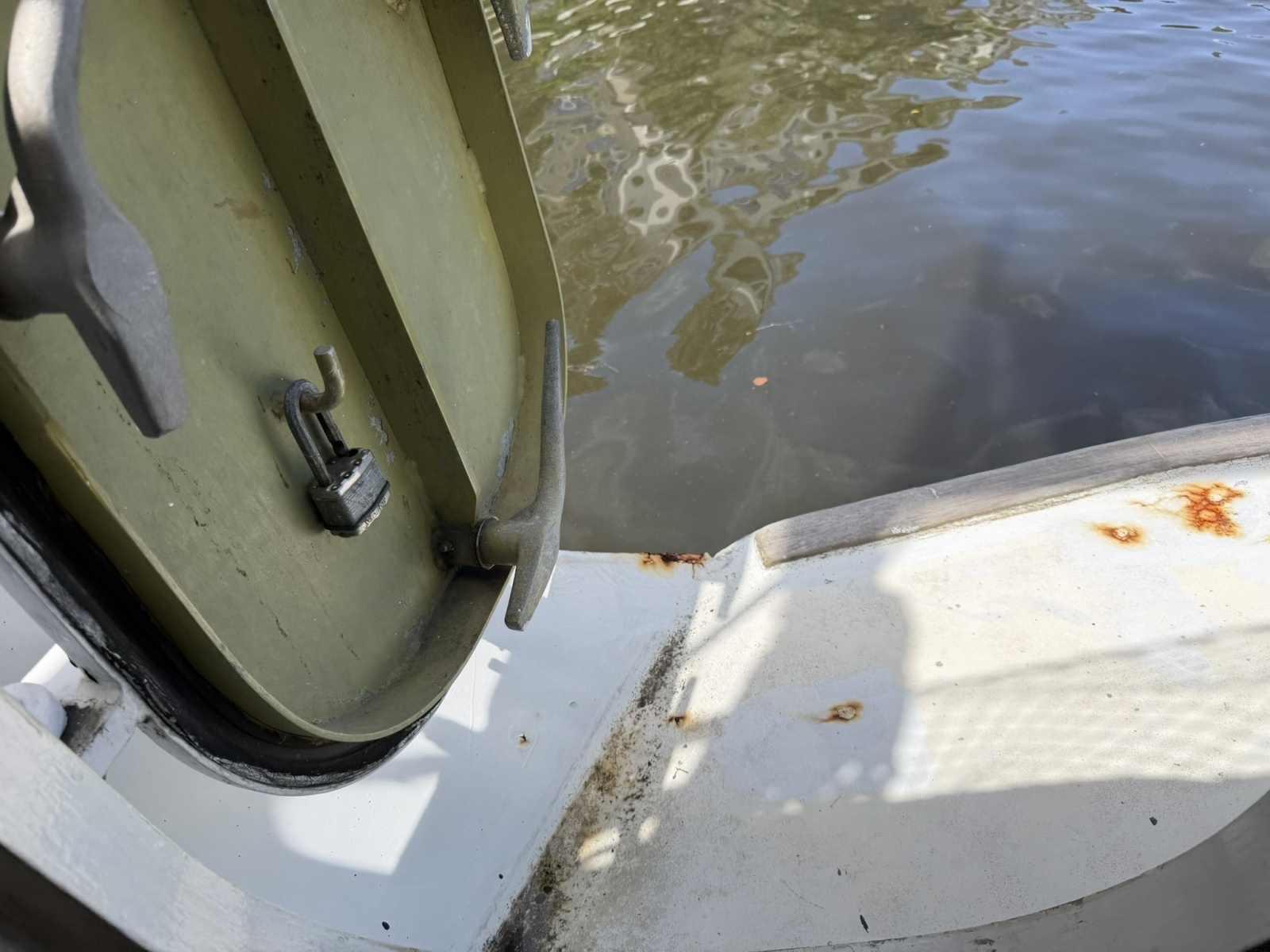 44ft Bruce Roberts Yacht For Sale