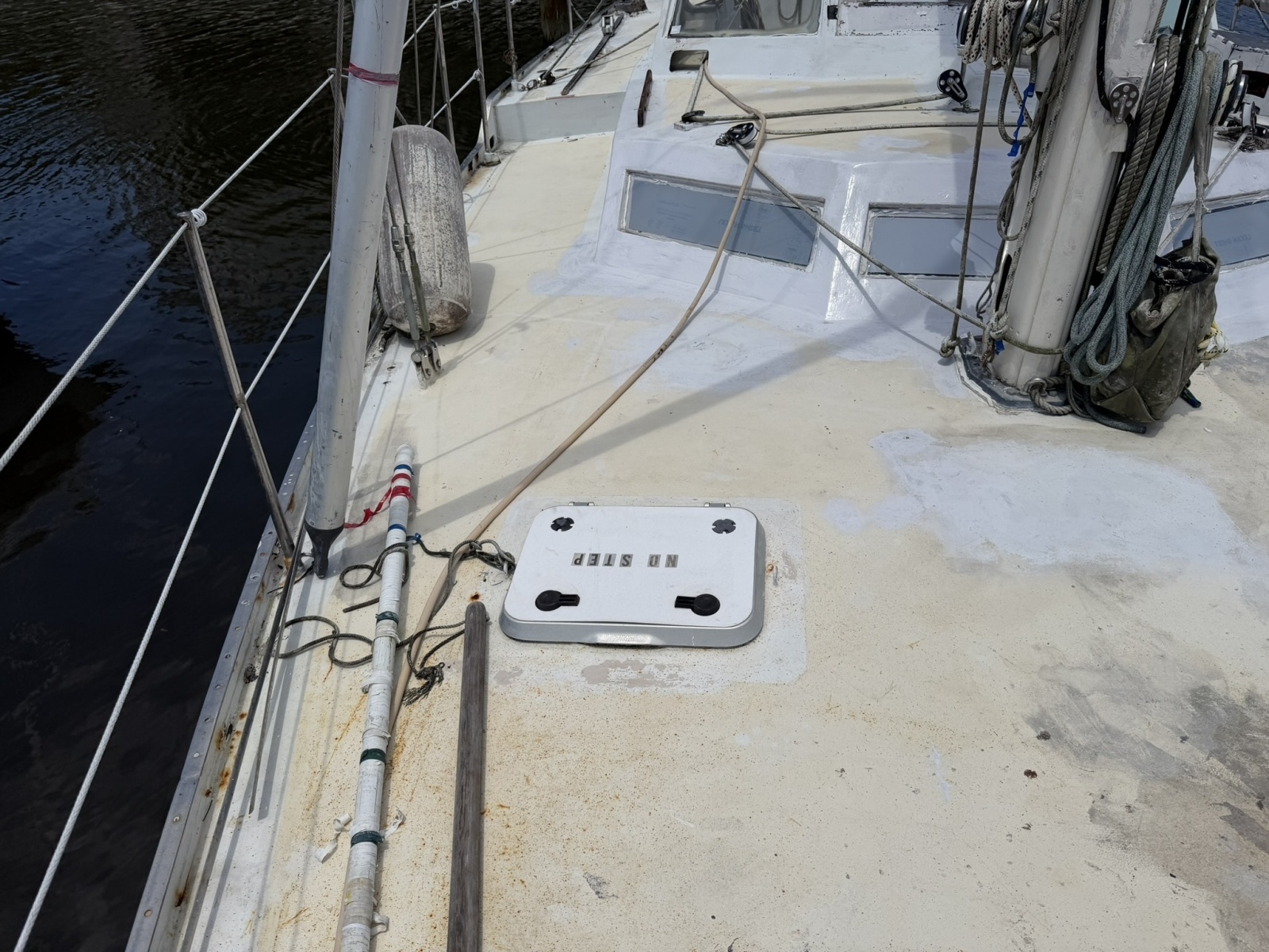 44ft Bruce Roberts Yacht For Sale