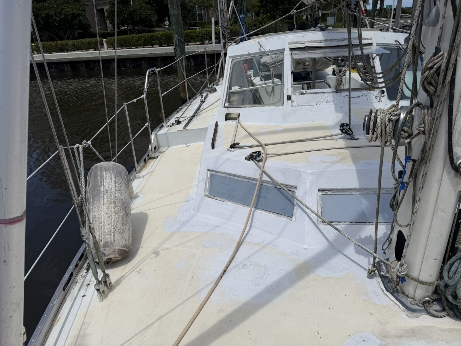 44ft Bruce Roberts Yacht For Sale