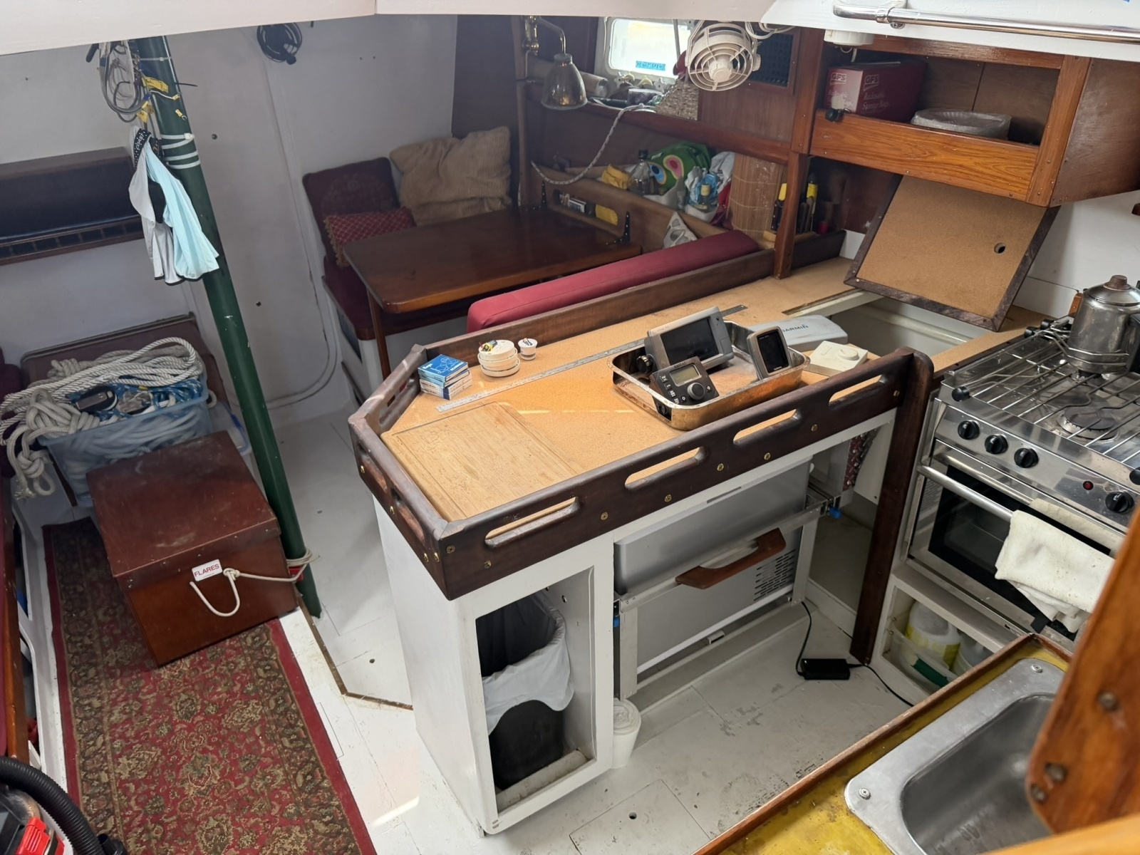 44ft Bruce Roberts Yacht For Sale