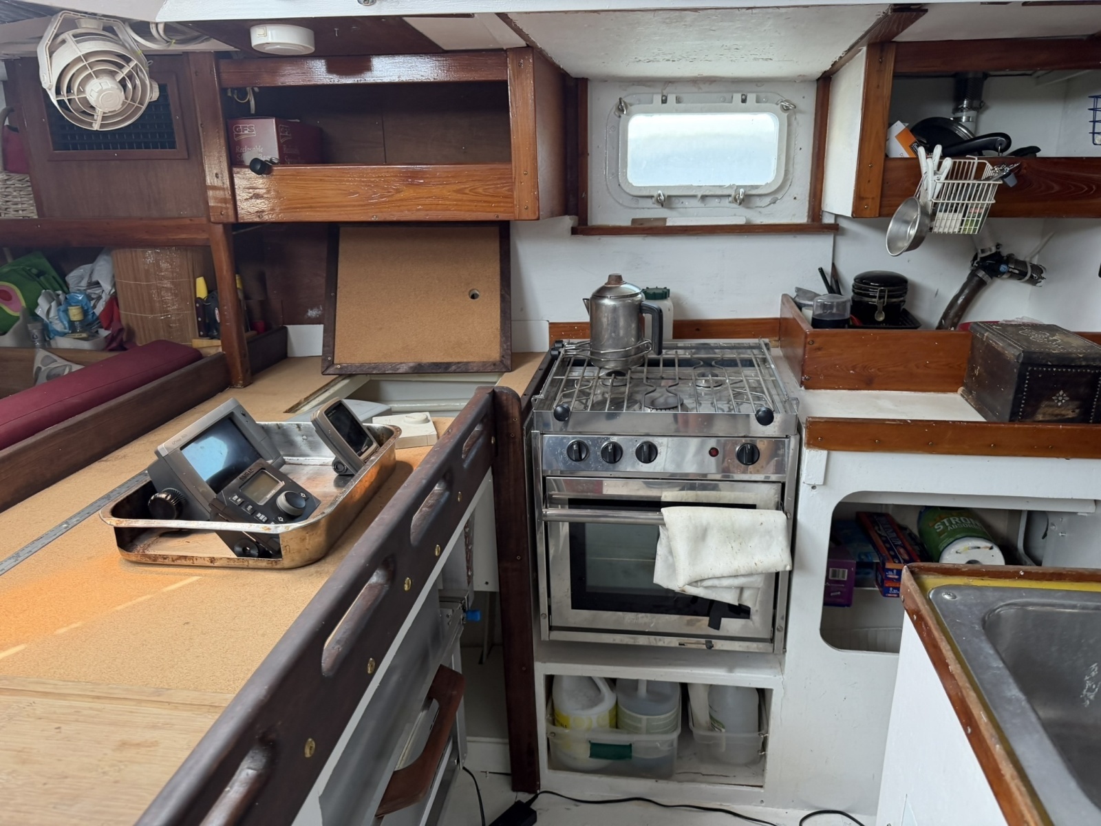 44ft Bruce Roberts Yacht For Sale