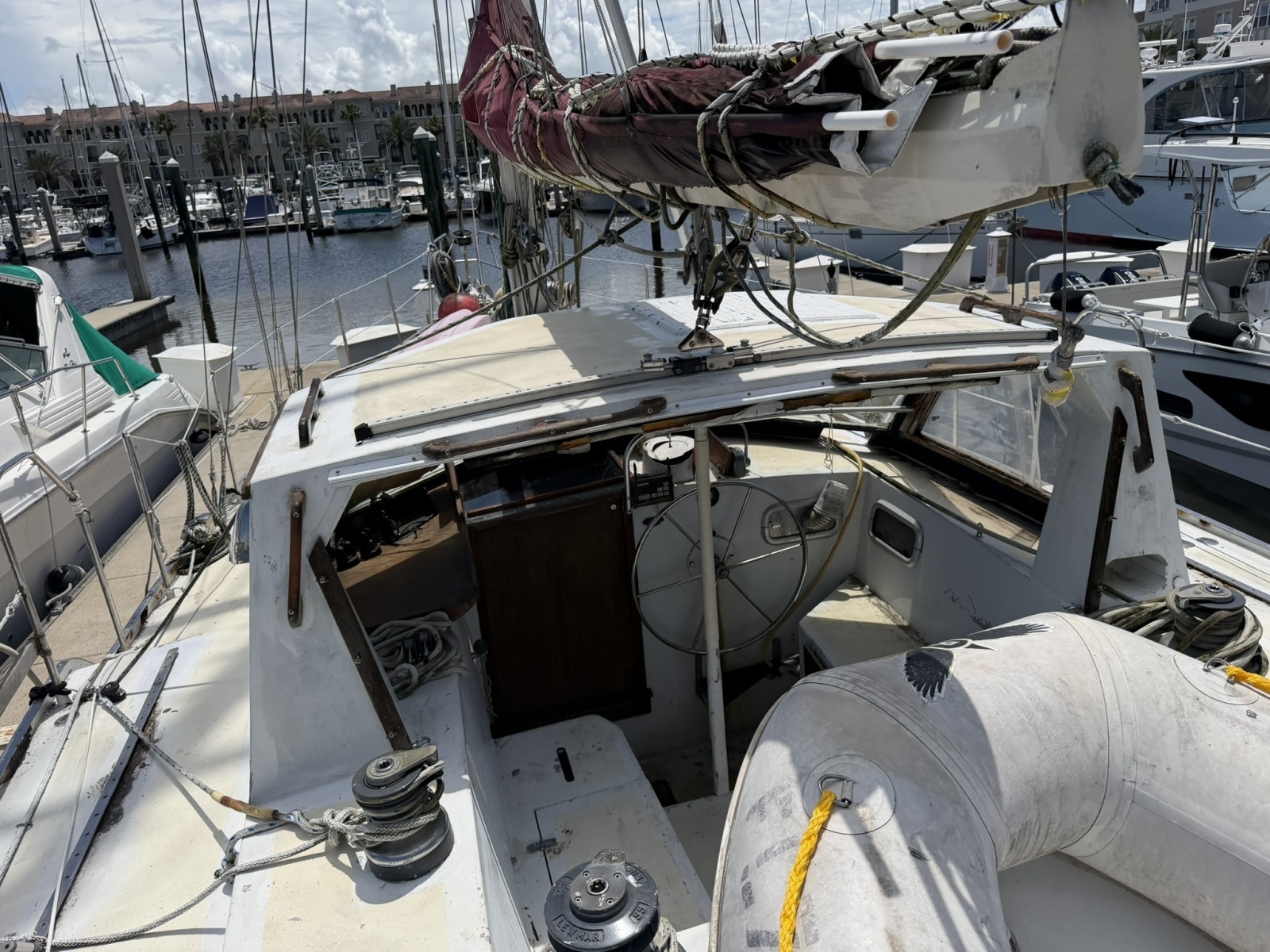 44ft Bruce Roberts Yacht For Sale