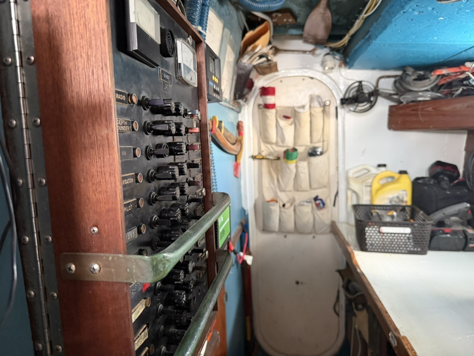44ft Bruce Roberts Yacht For Sale