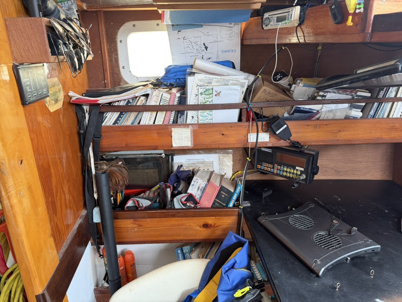 44ft Bruce Roberts Yacht For Sale