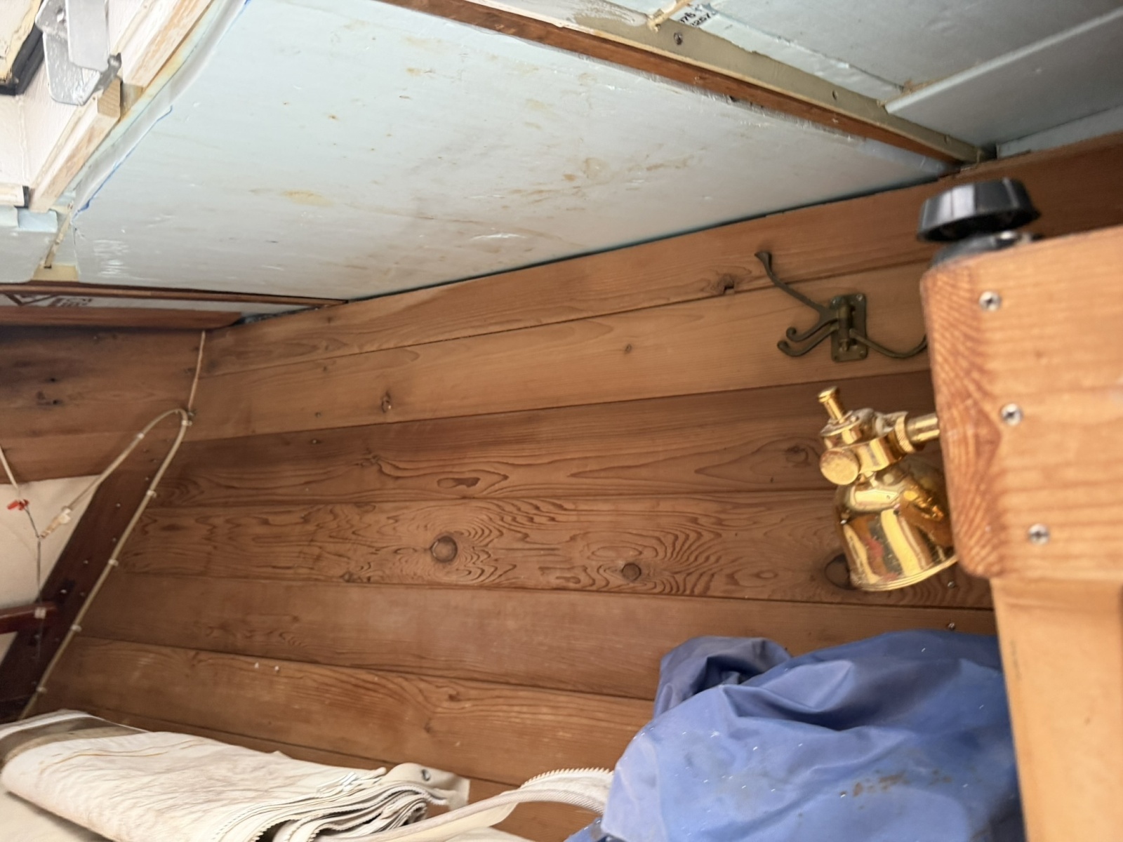 44ft Bruce Roberts Yacht For Sale