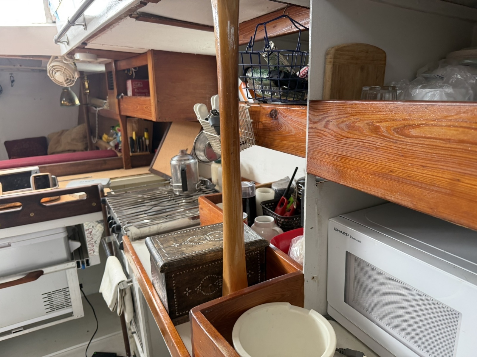 44ft Bruce Roberts Yacht For Sale