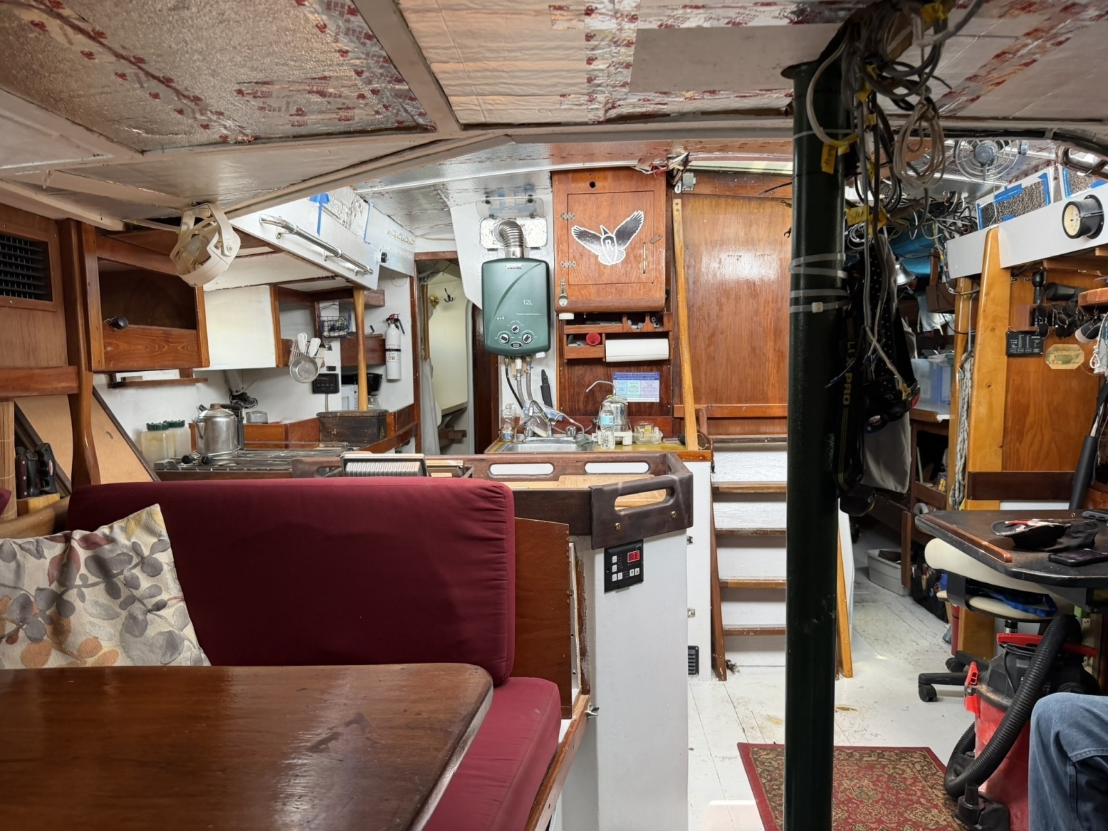 44ft Bruce Roberts Yacht For Sale