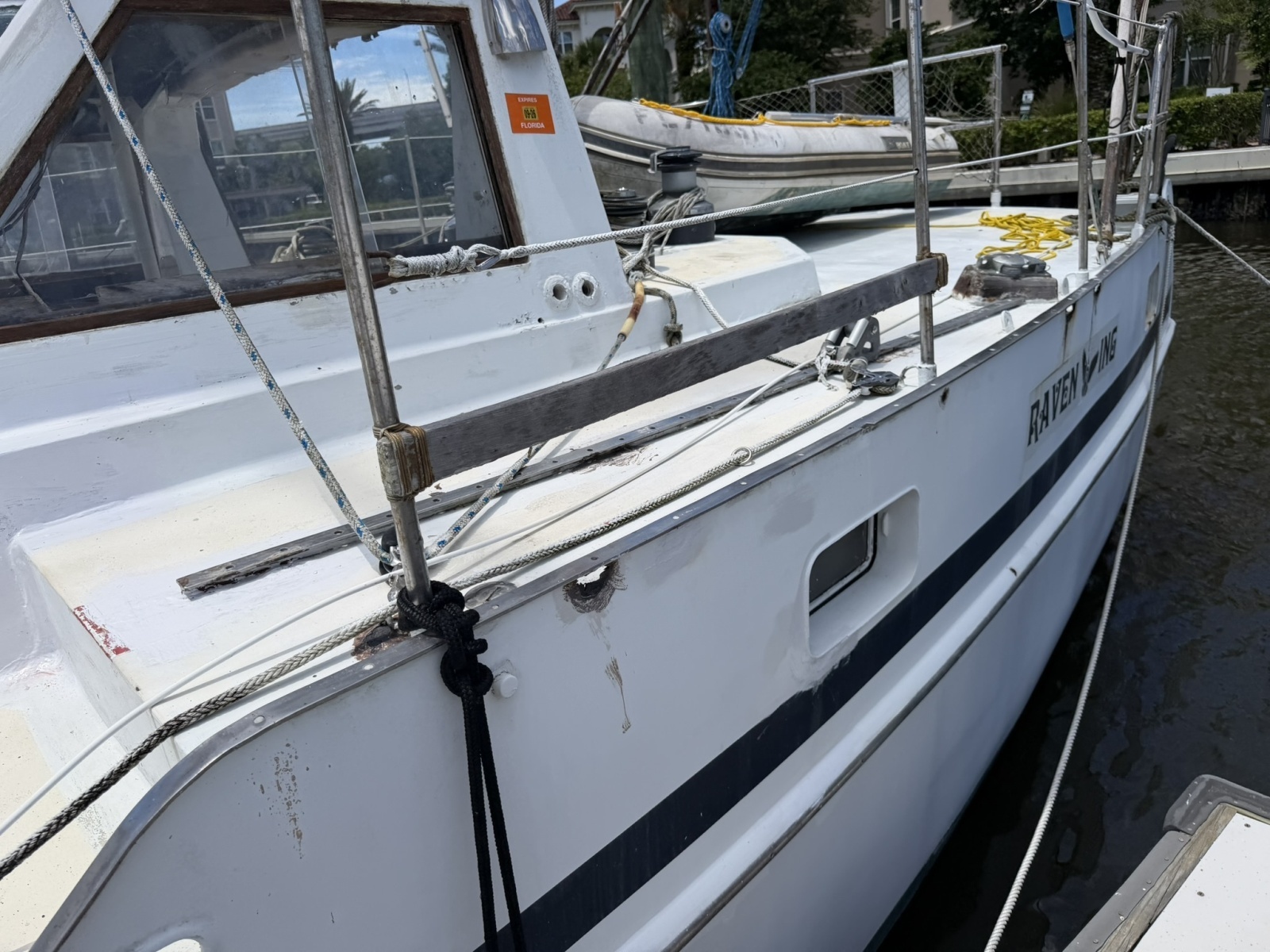 44ft Bruce Roberts Yacht For Sale