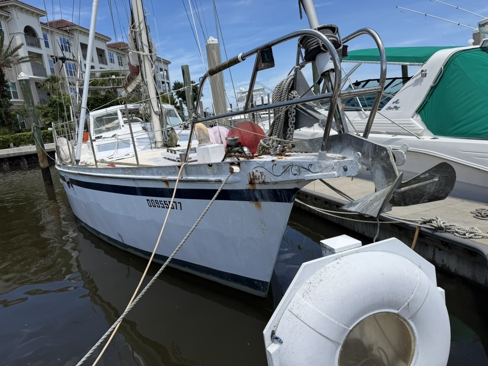 44ft Bruce Roberts Yacht For Sale