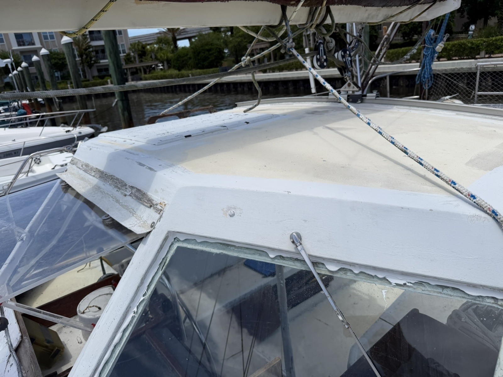 44ft Bruce Roberts Yacht For Sale