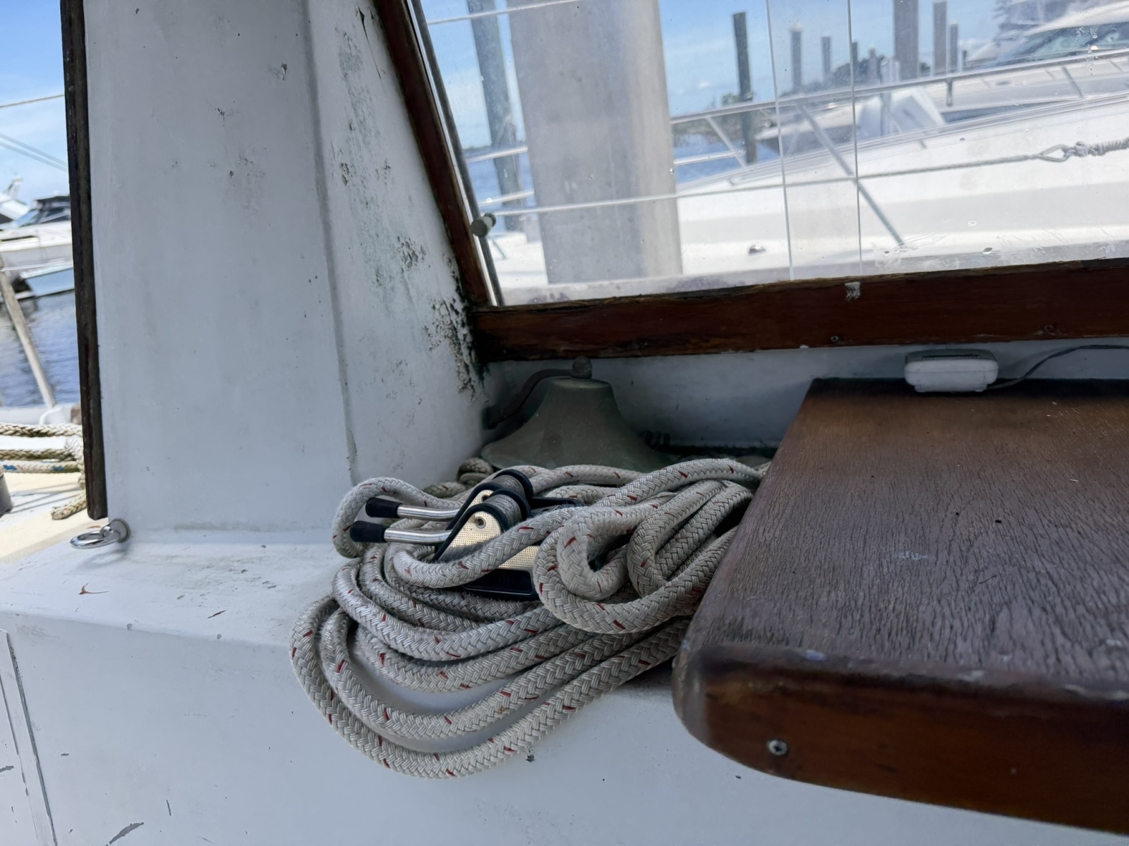 44ft Bruce Roberts Yacht For Sale