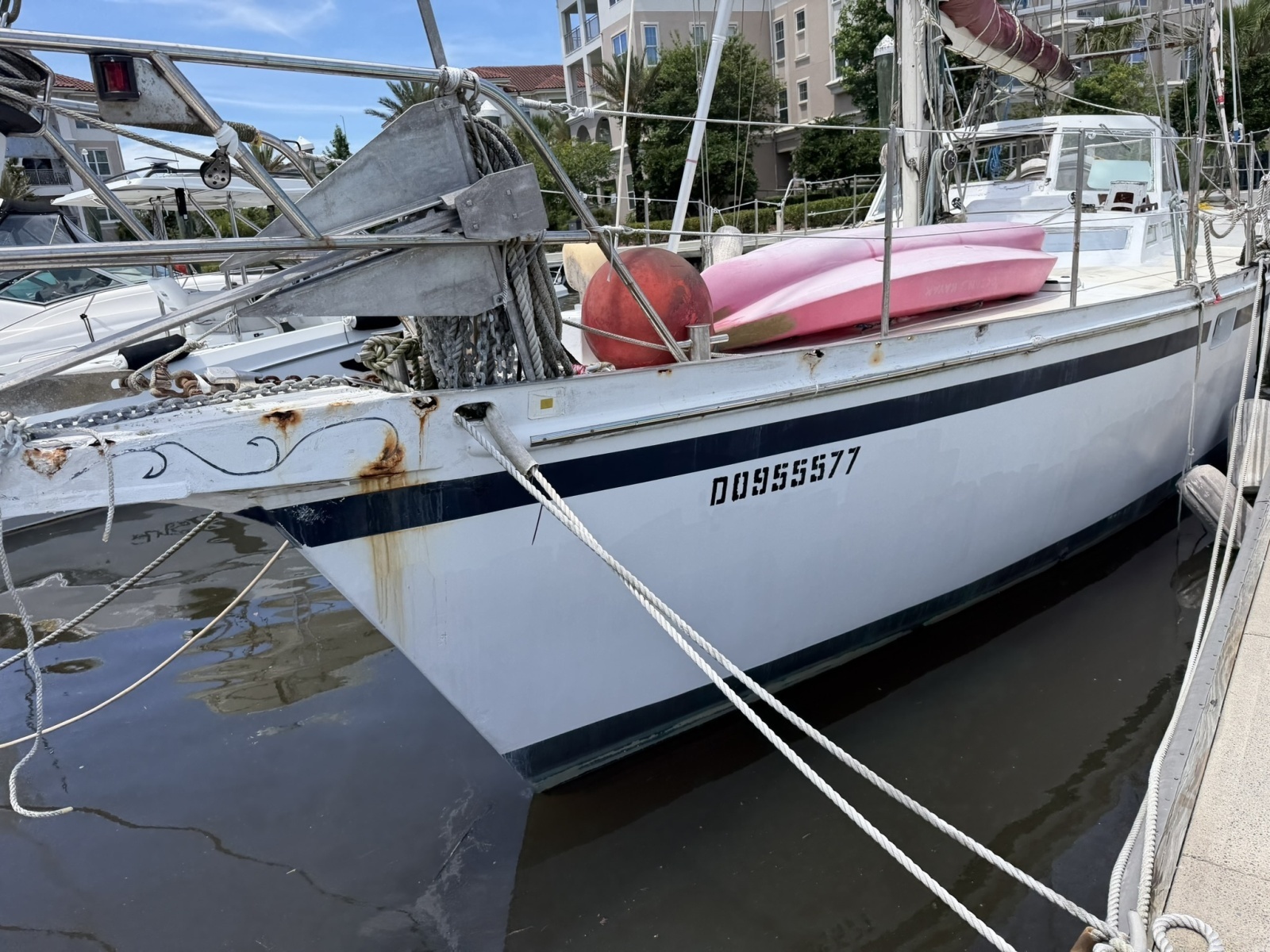 44ft Bruce Roberts Yacht For Sale